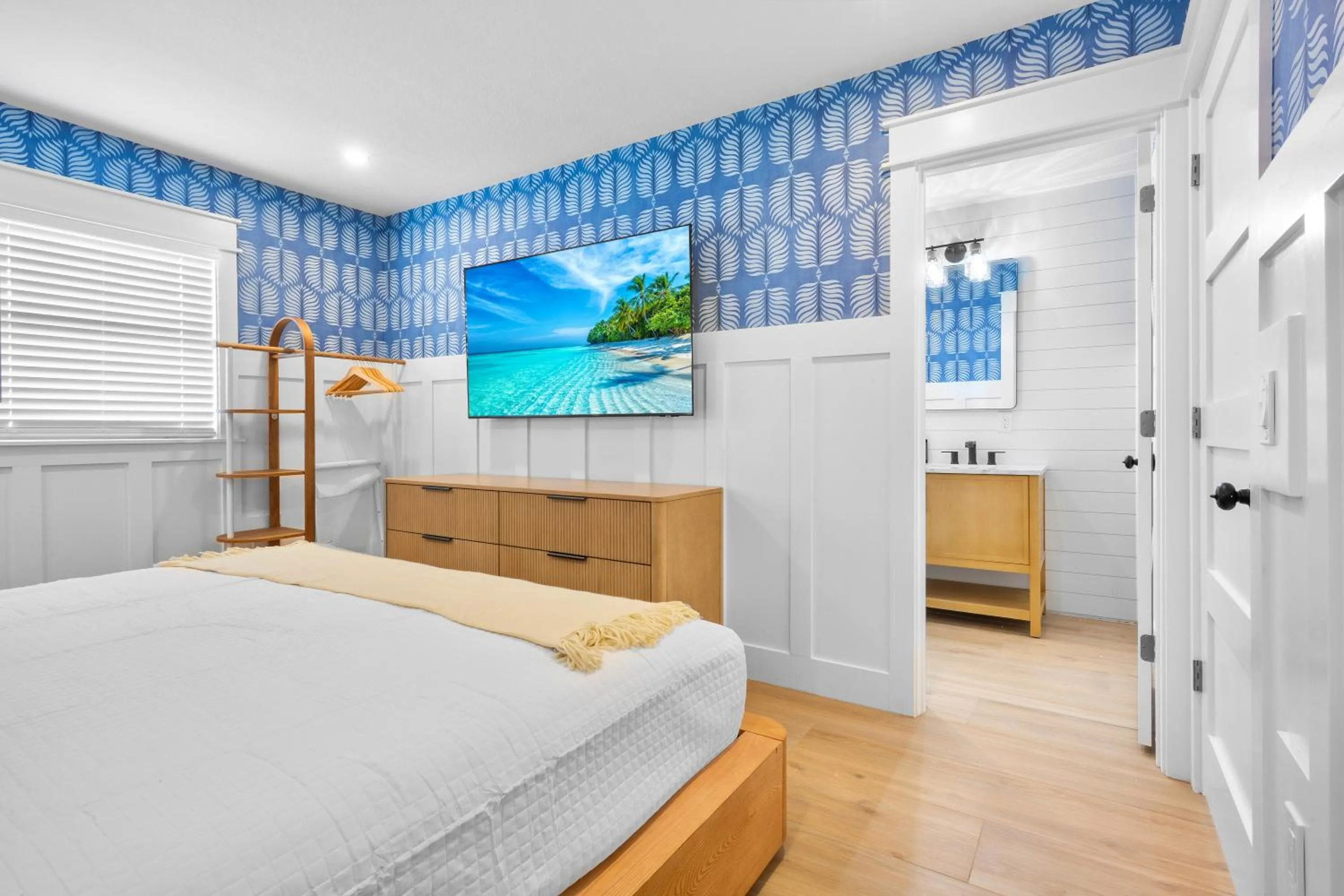 TV and multimedia, Bed in Azul Resort Siesta Key