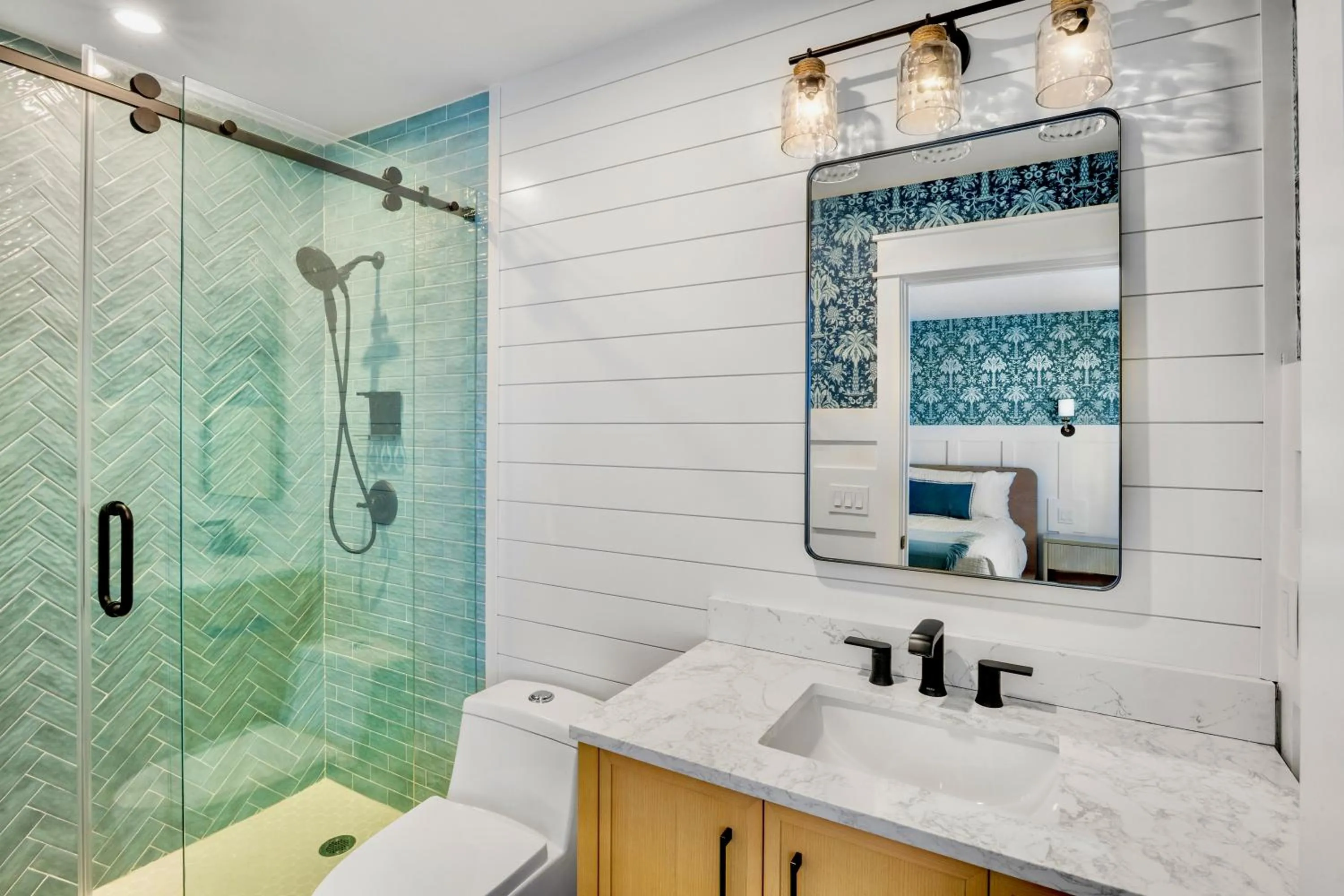 Shower in Azul Resort Siesta Key