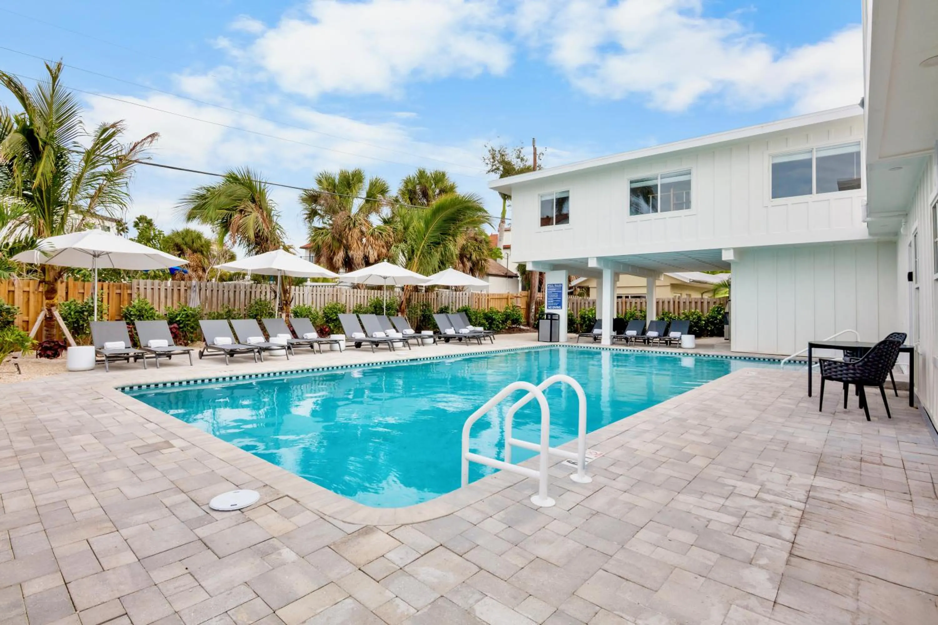 Property building in Azul Resort Siesta Key