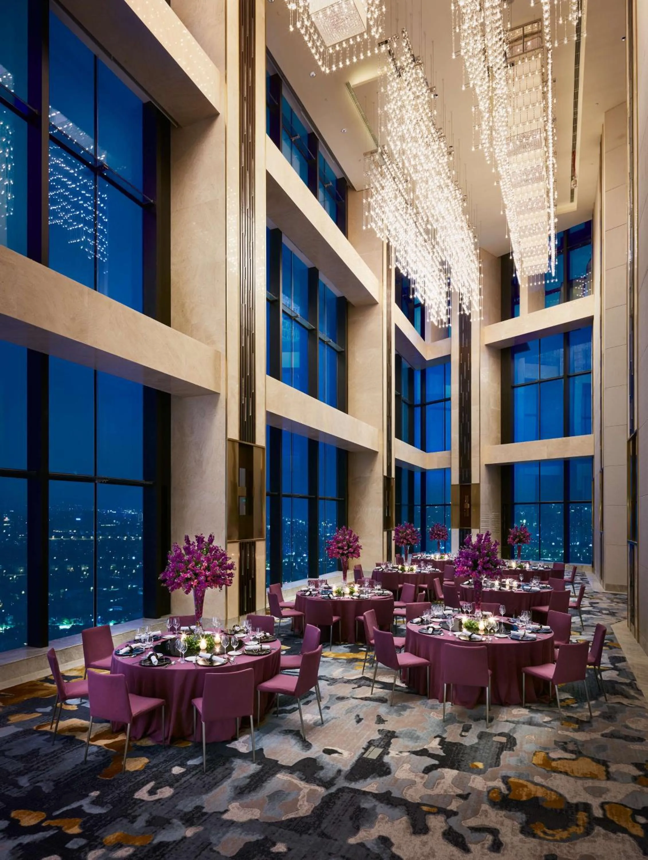 On site in Suning Galaxy International Hotel Wuxi