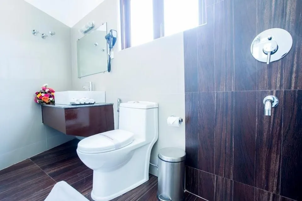 Bathroom in New Orchid Lords Inn Gangtok