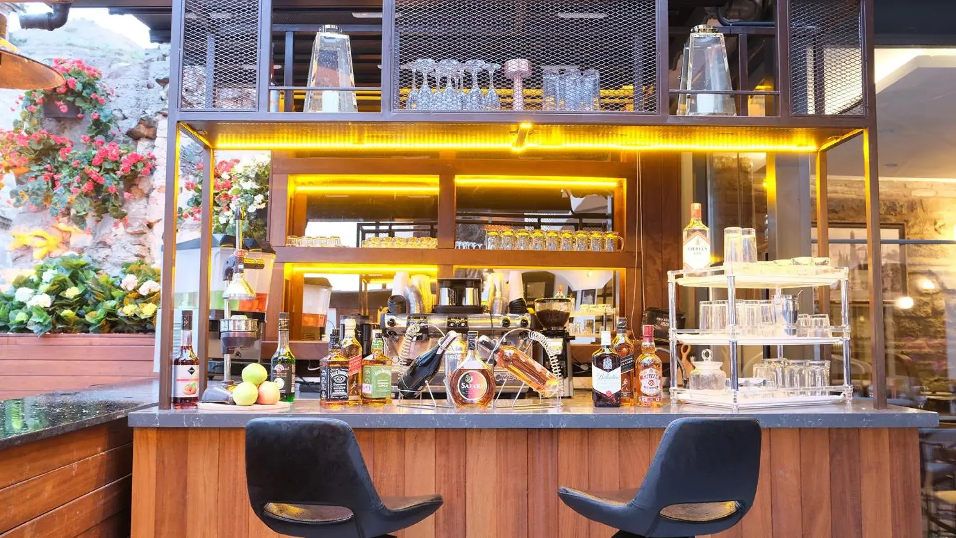 Restaurant/places to eat in Ishak Pasa Palace by Joyway Hotels Restaurant/places to eat in Ishak Pasa Palace by Joyway Hotels