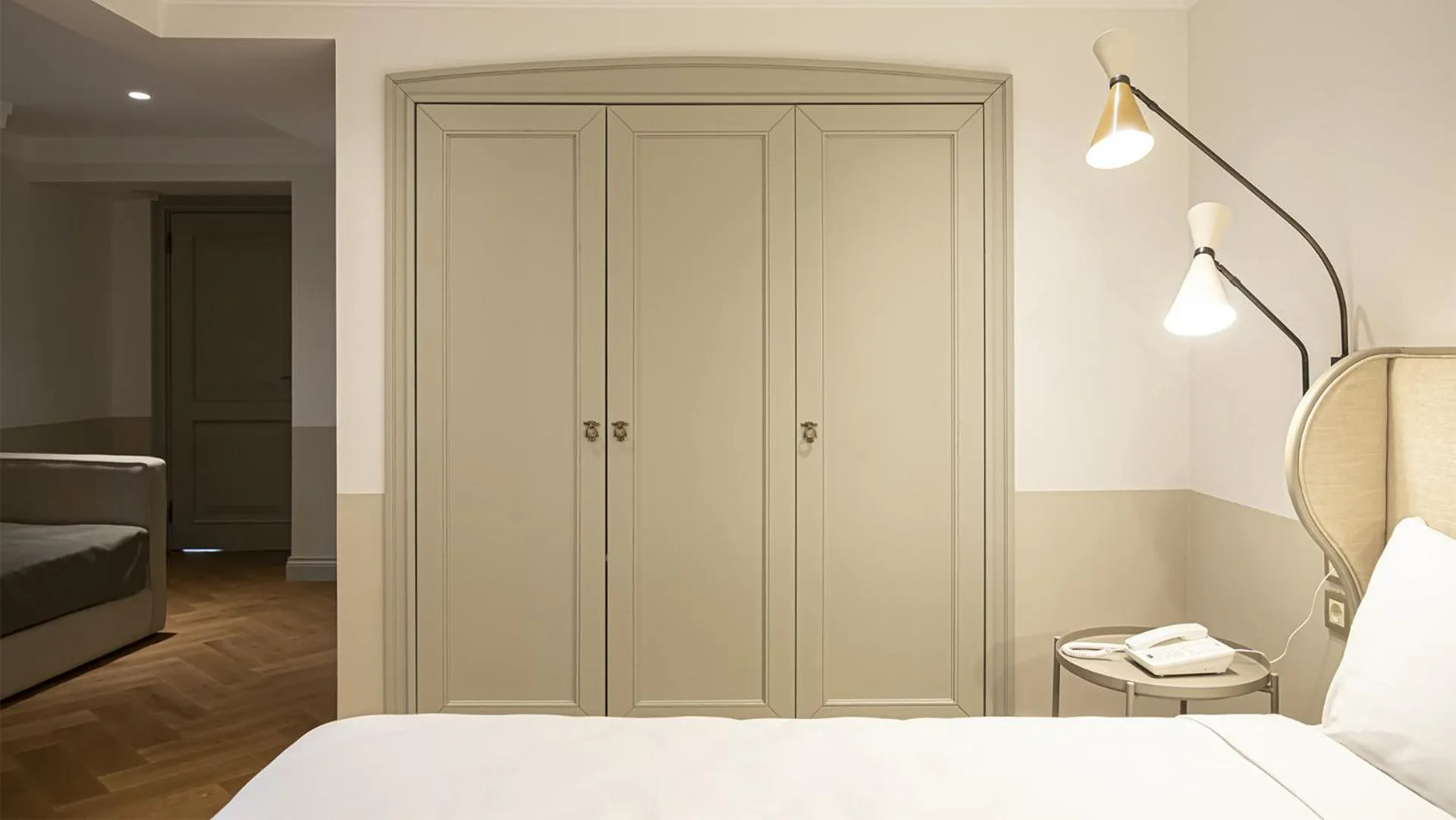 Bed in Ishak Pasa Palace by Joyway Hotels