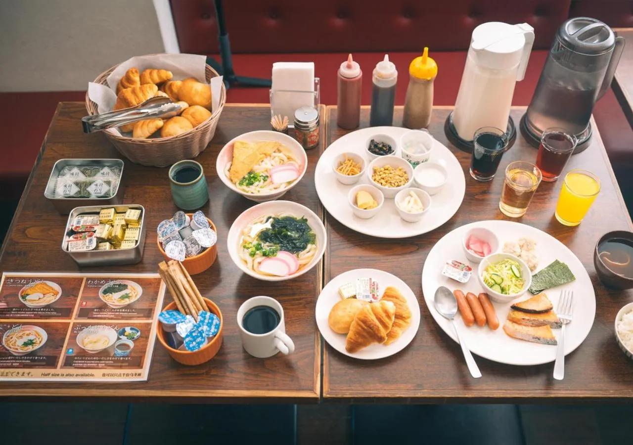 Restaurant/places to eat in APA Hotel Ueno Ekikita