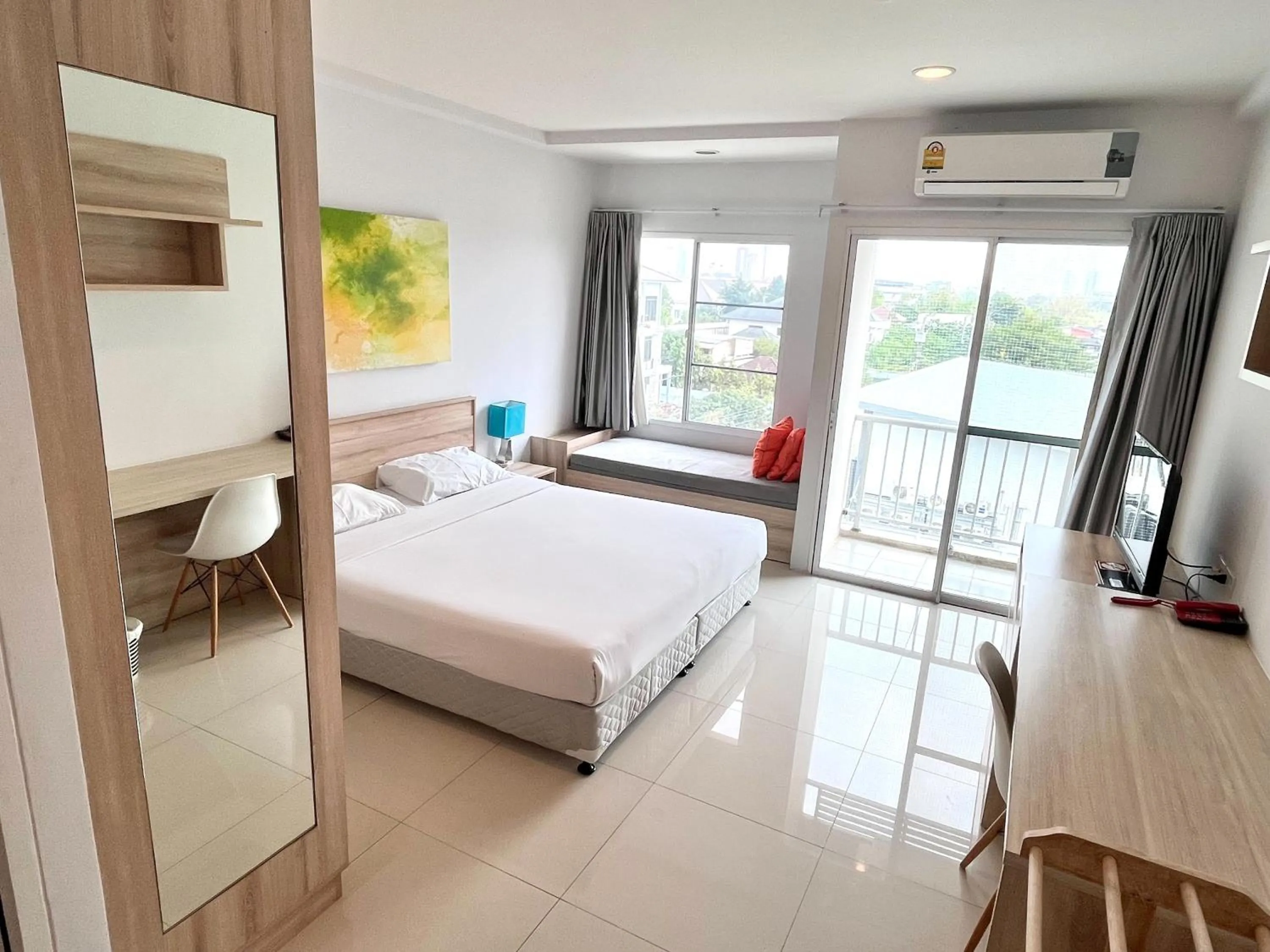 Bedroom, Bed in Des Res Hotel and Residence