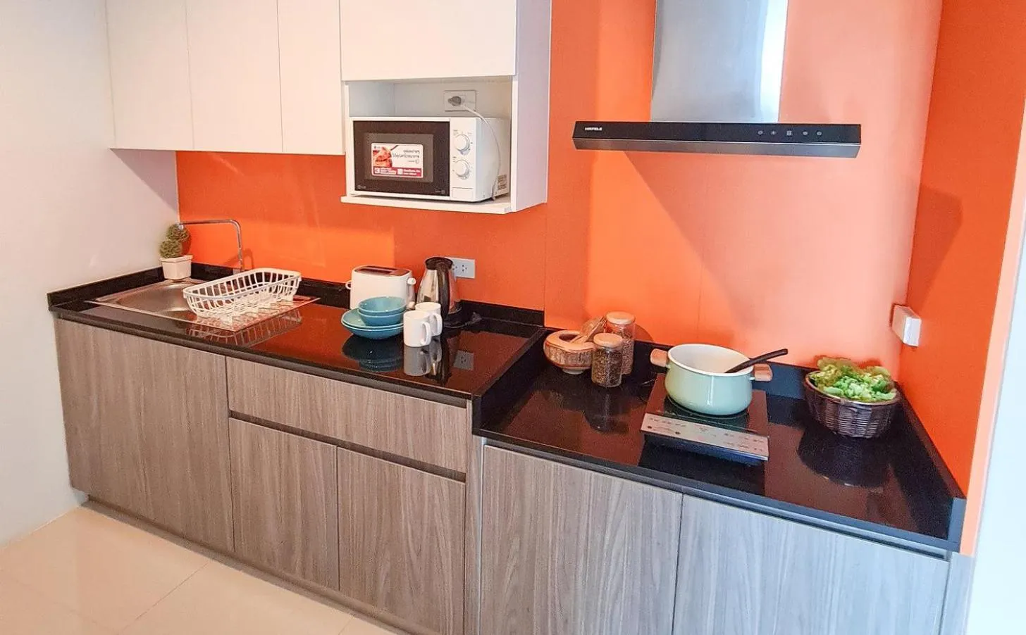 Kitchen or kitchenette in Des Res Hotel and Residence
