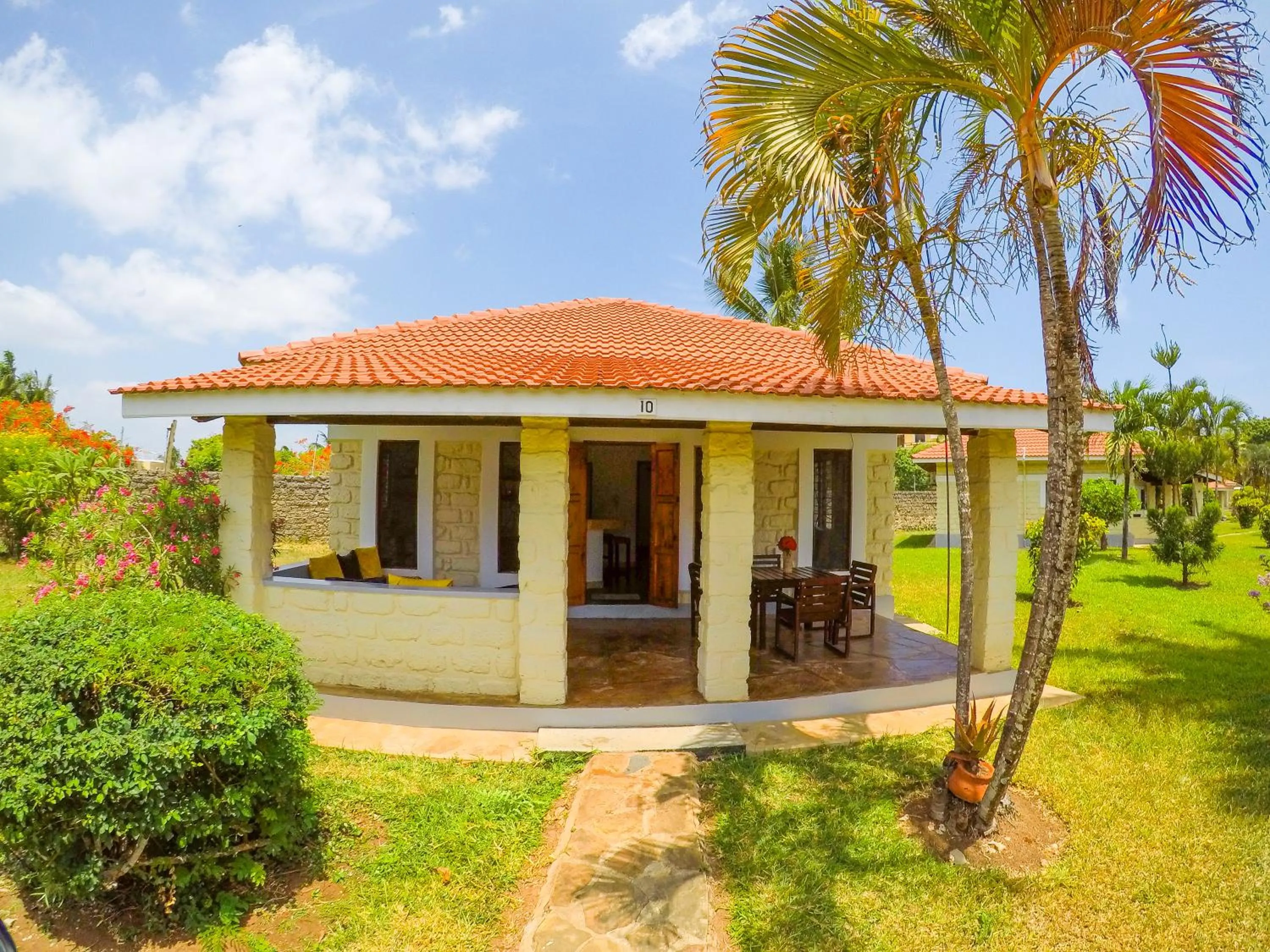 Garden in Doric Cottages Diani