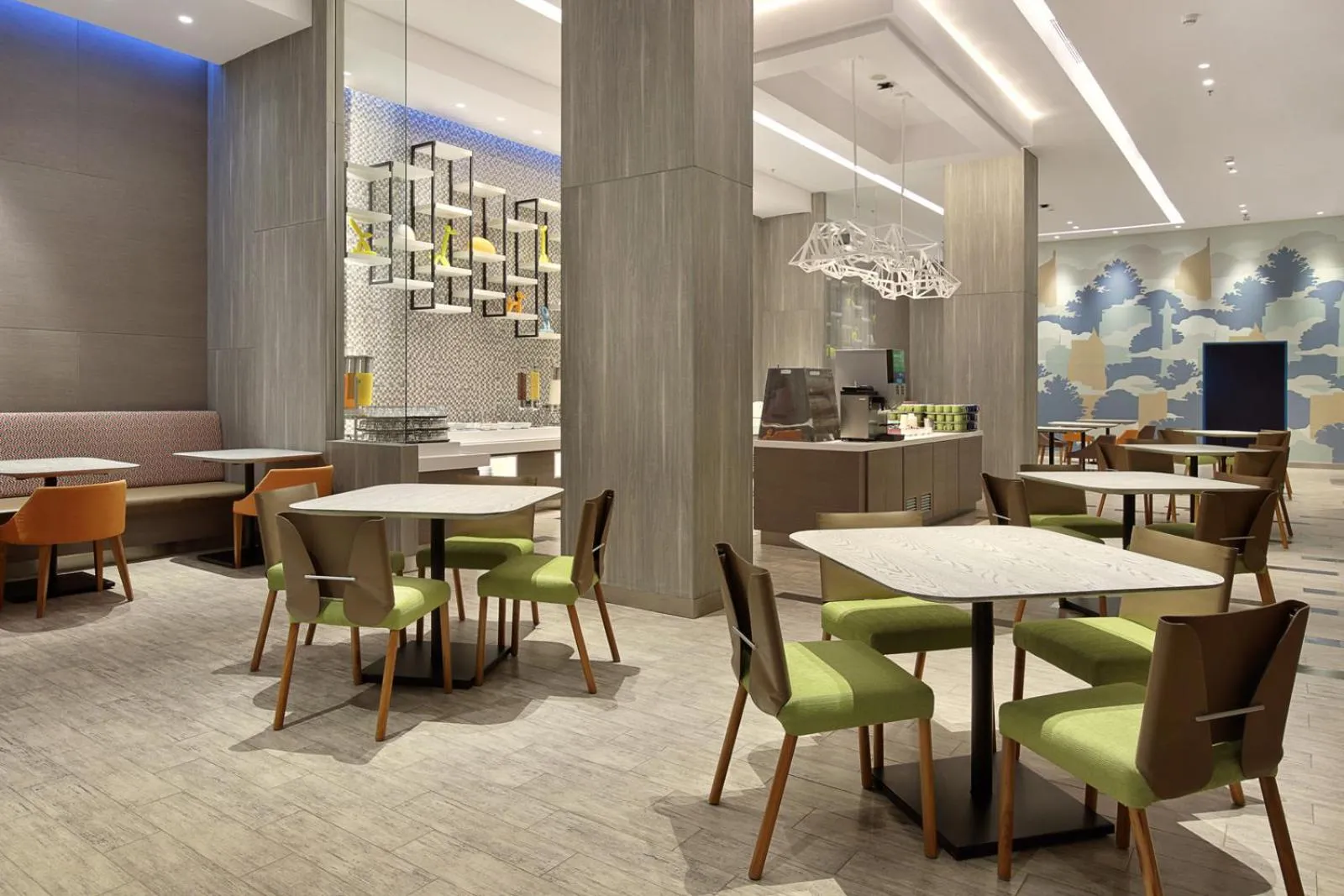 Restaurant/places to eat in Holiday Inn Express Jakarta Wahid Hasyim by IHG