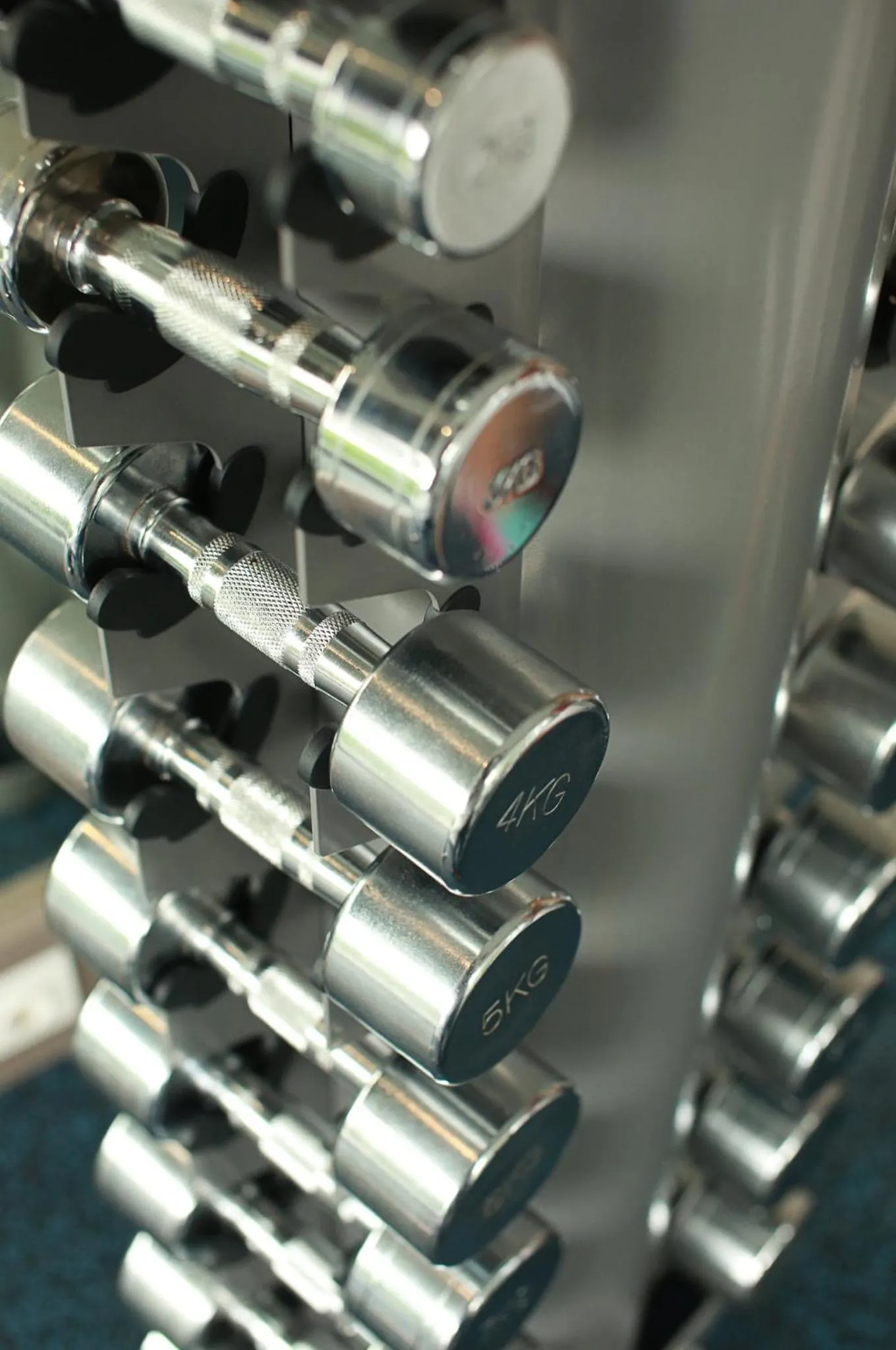 Fitness centre/facilities in Holiday Inn Express Jakarta Wahid Hasyim by IHG