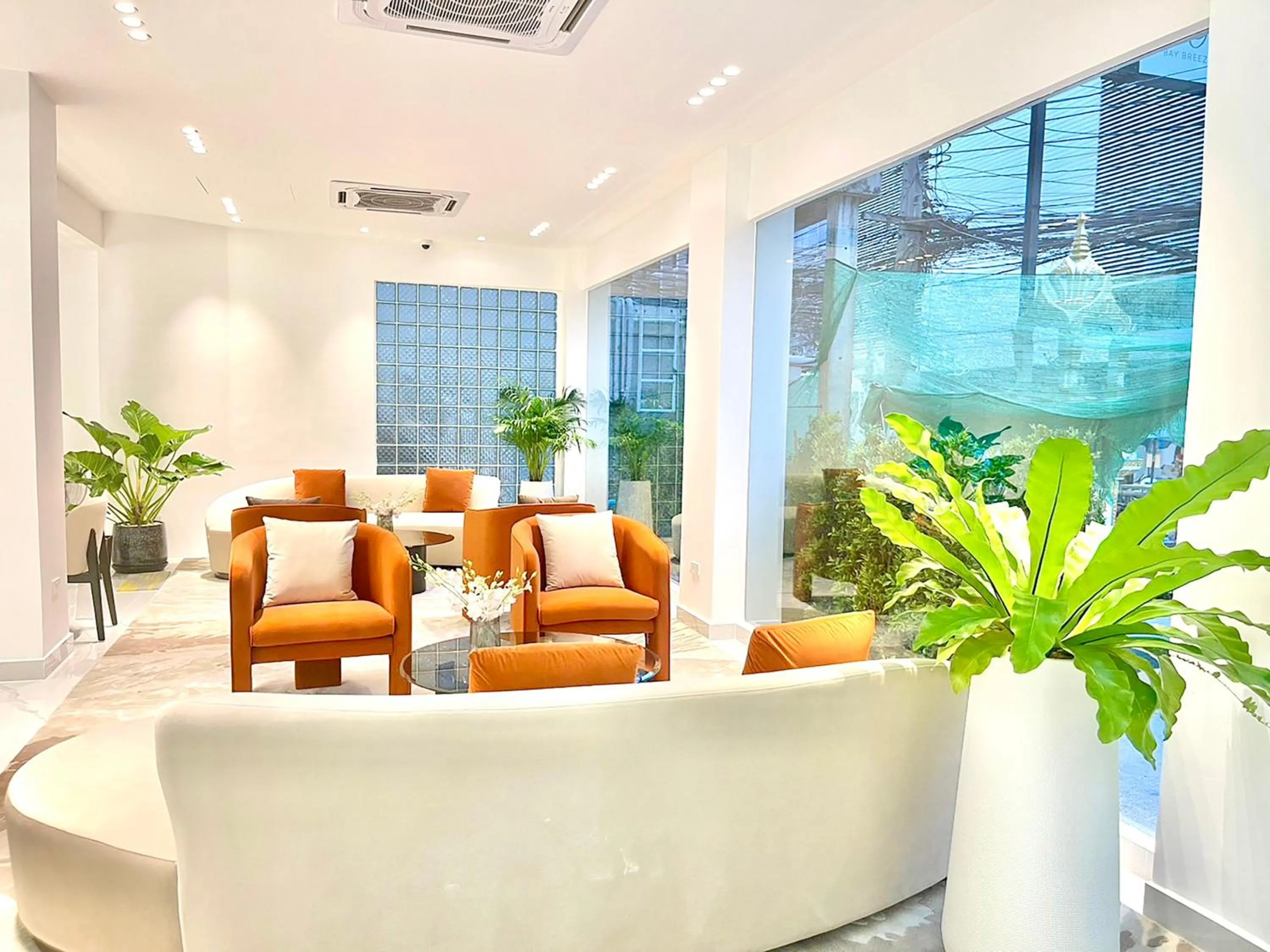 Lobby or reception in The One Bay Breeze