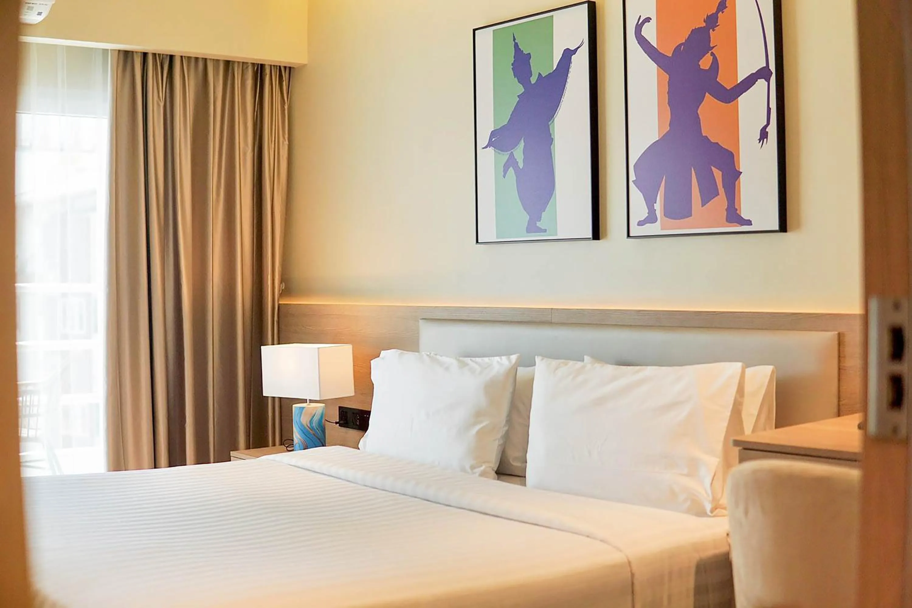 Bed in The One Bay Breeze