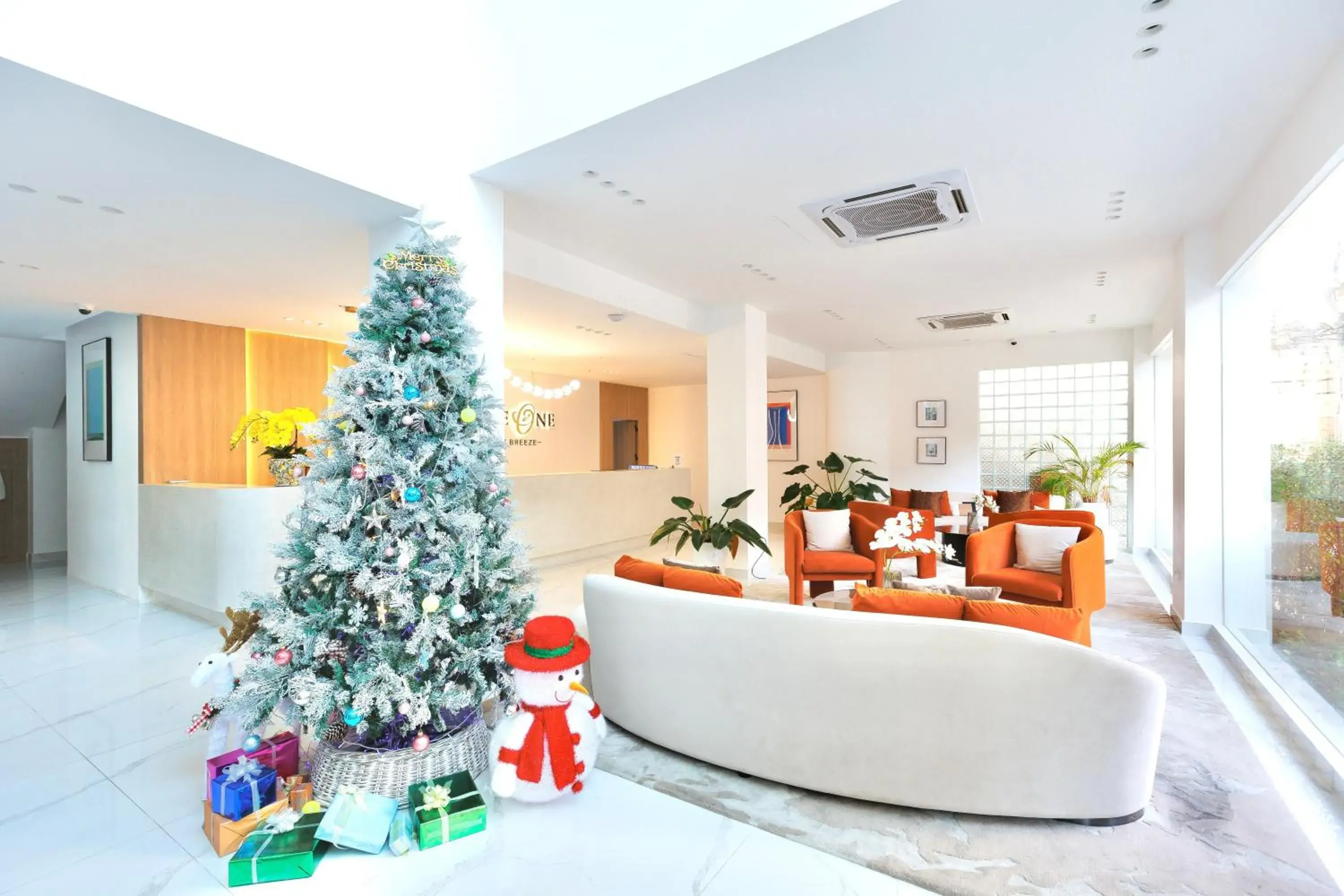 Lobby or reception in The One Bay Breeze Lobby or reception in The One Bay Breeze