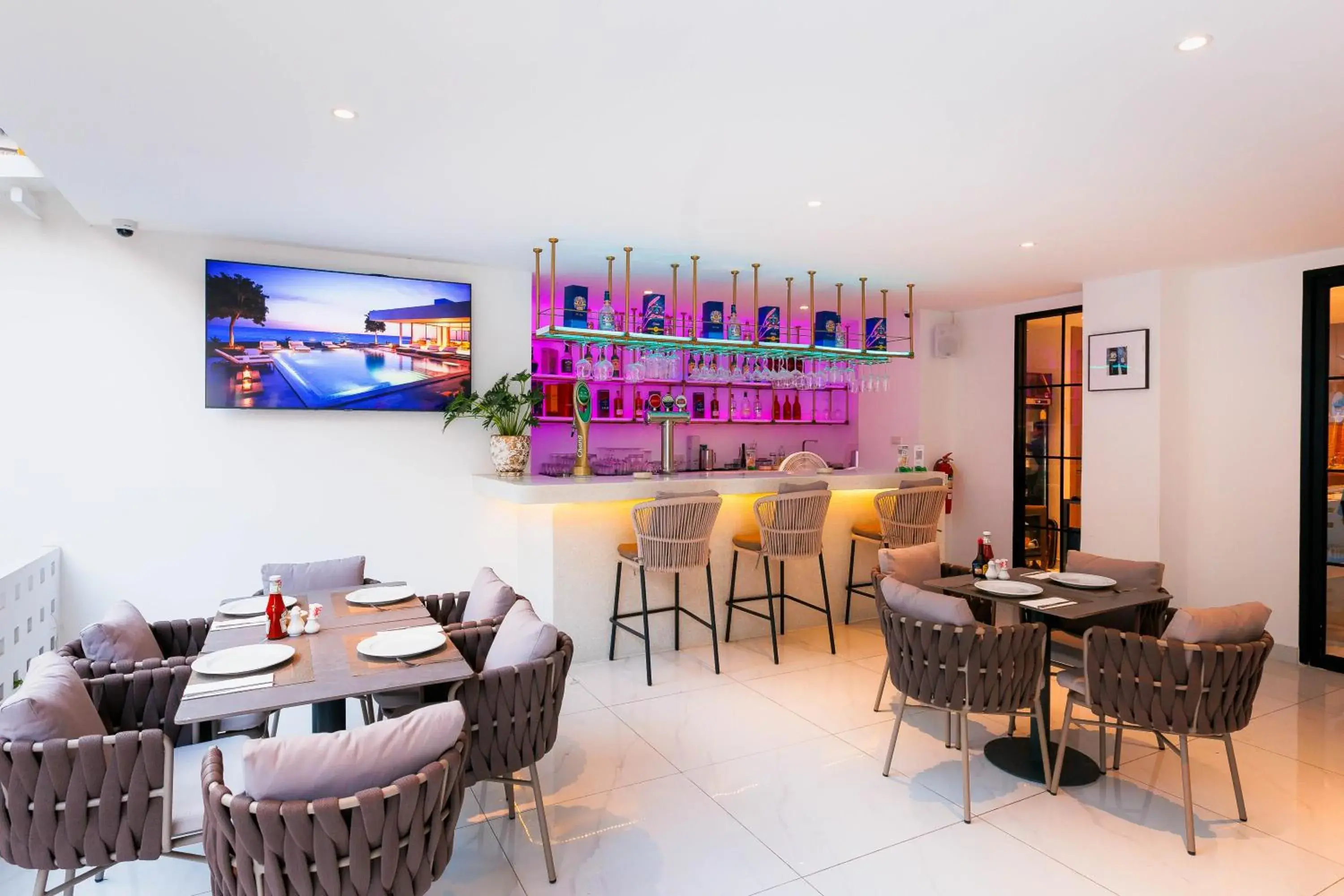 Lounge or bar in The One Bay Breeze Lounge or bar in The One Bay Breeze