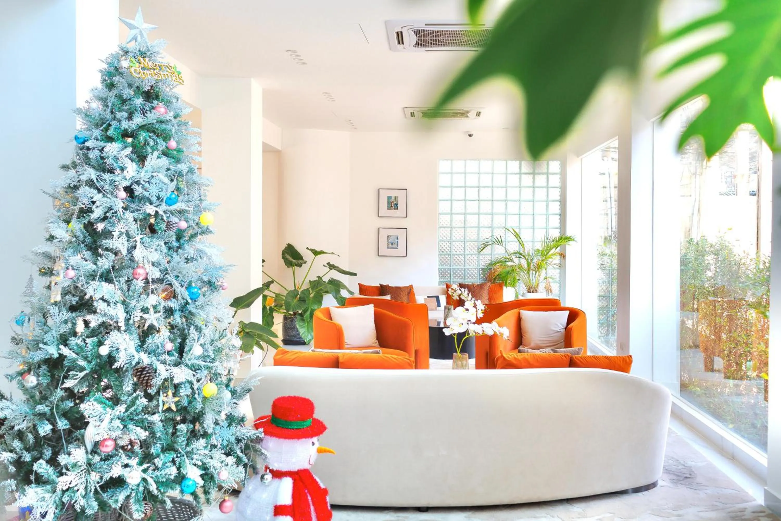 Lobby or reception in The One Bay Breeze