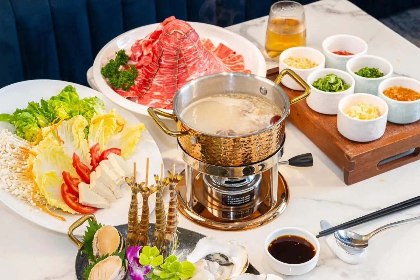 Restaurant/places to eat in Intercity Hotel Shanghai Nanjing Road Pedestrian Street The Bund