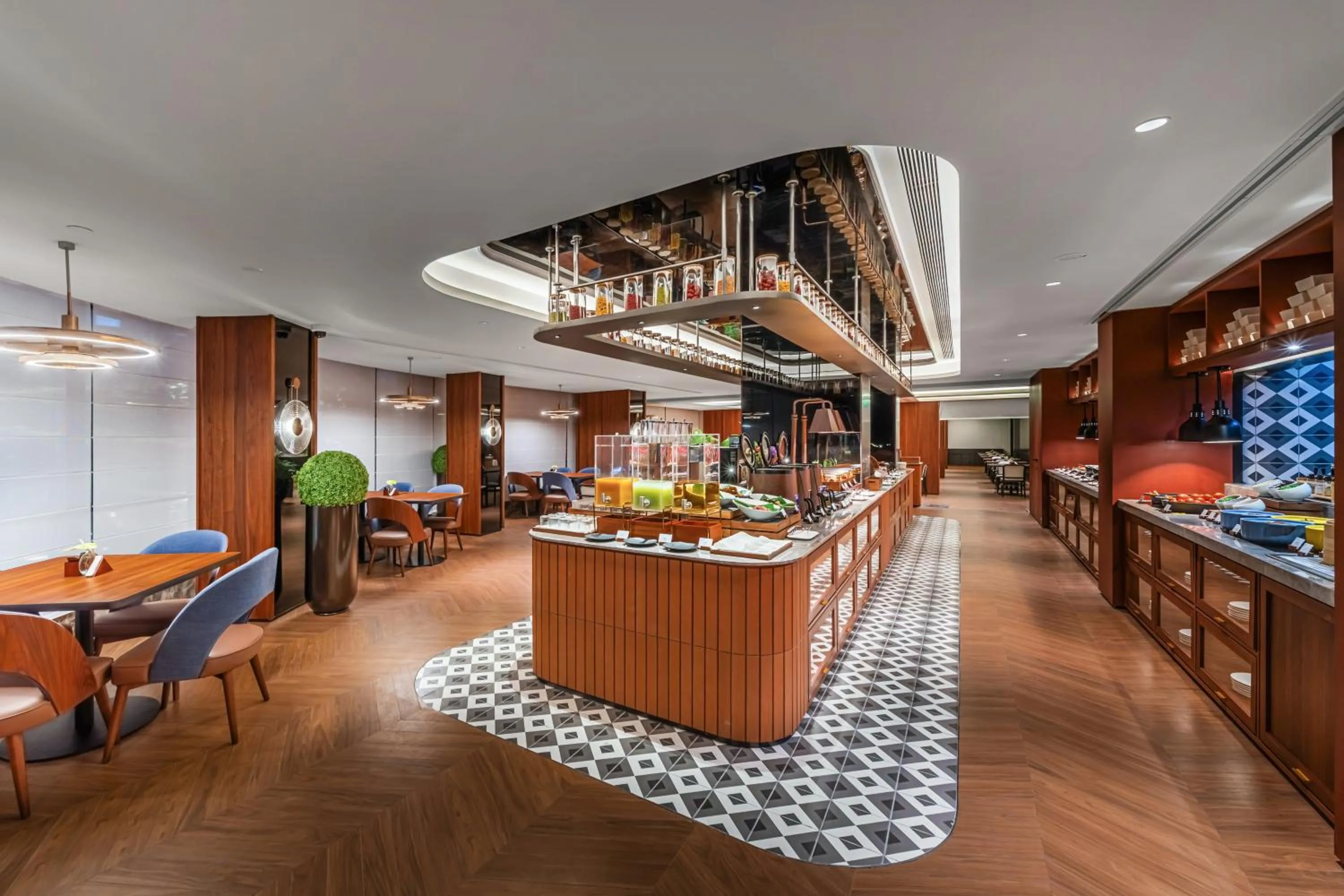 Restaurant/places to eat in Intercity Hotel Shanghai Nanjing Road Pedestrian Street The Bund