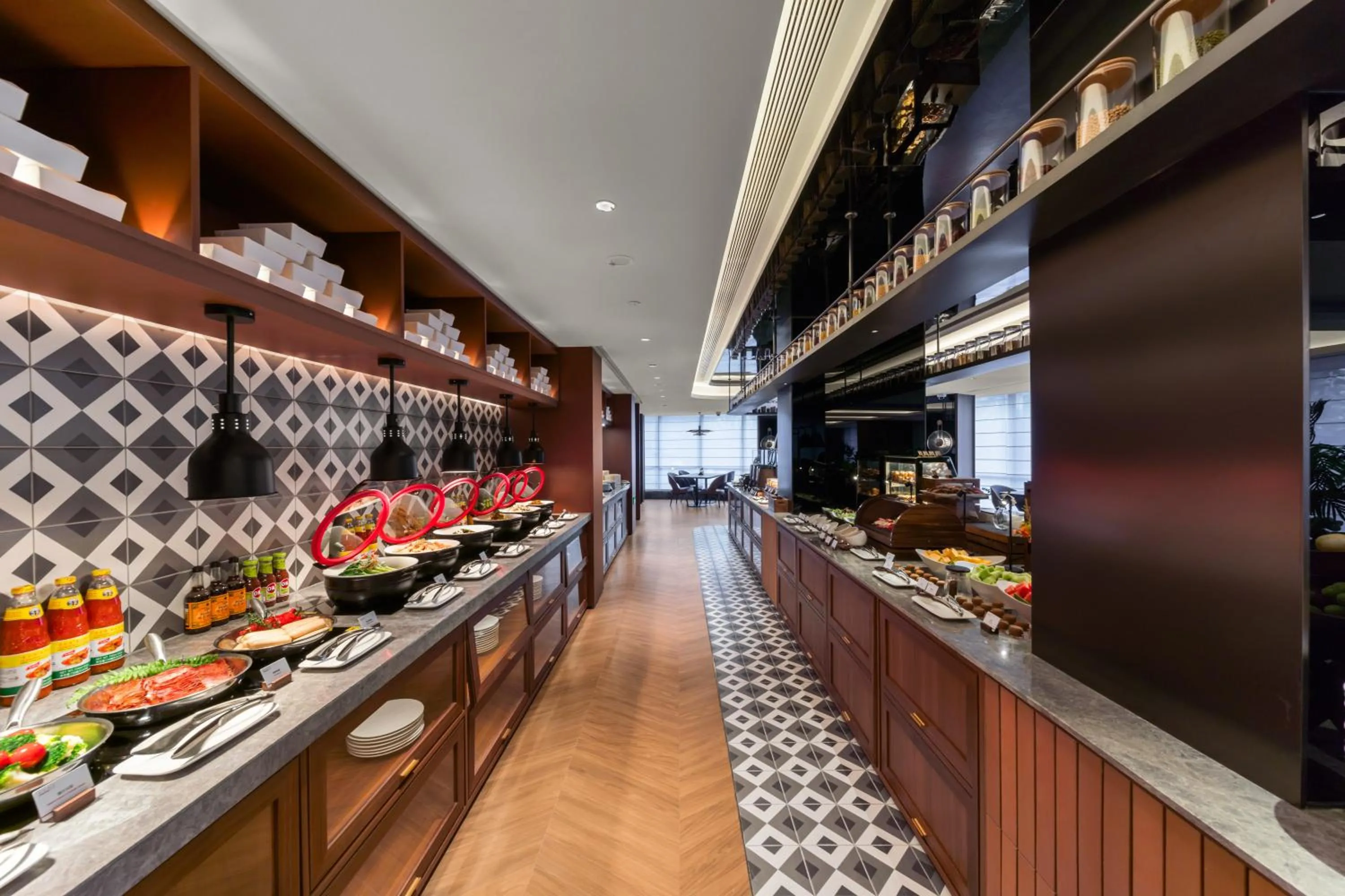 Food and drinks in Intercity Hotel Shanghai Nanjing Road Pedestrian Street The Bund