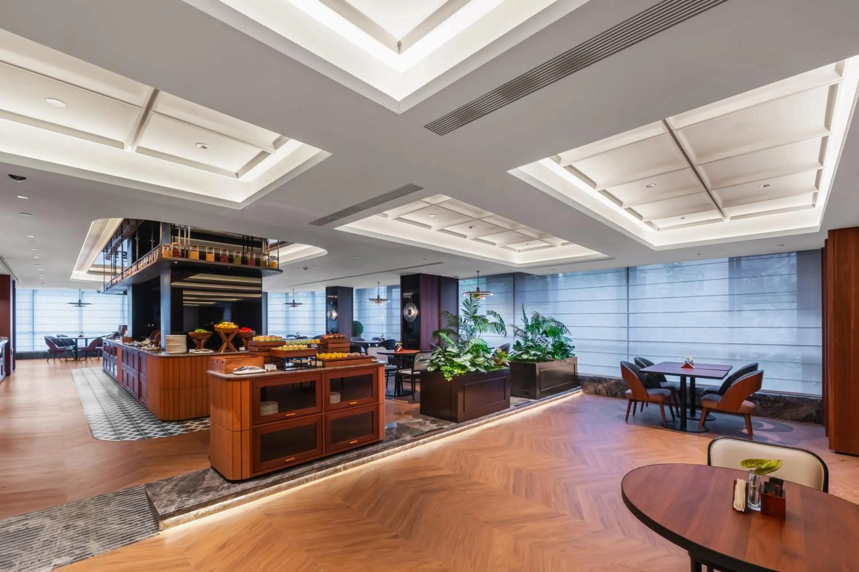 Restaurant/places to eat in Intercity Hotel Shanghai Nanjing Road Pedestrian Street The Bund