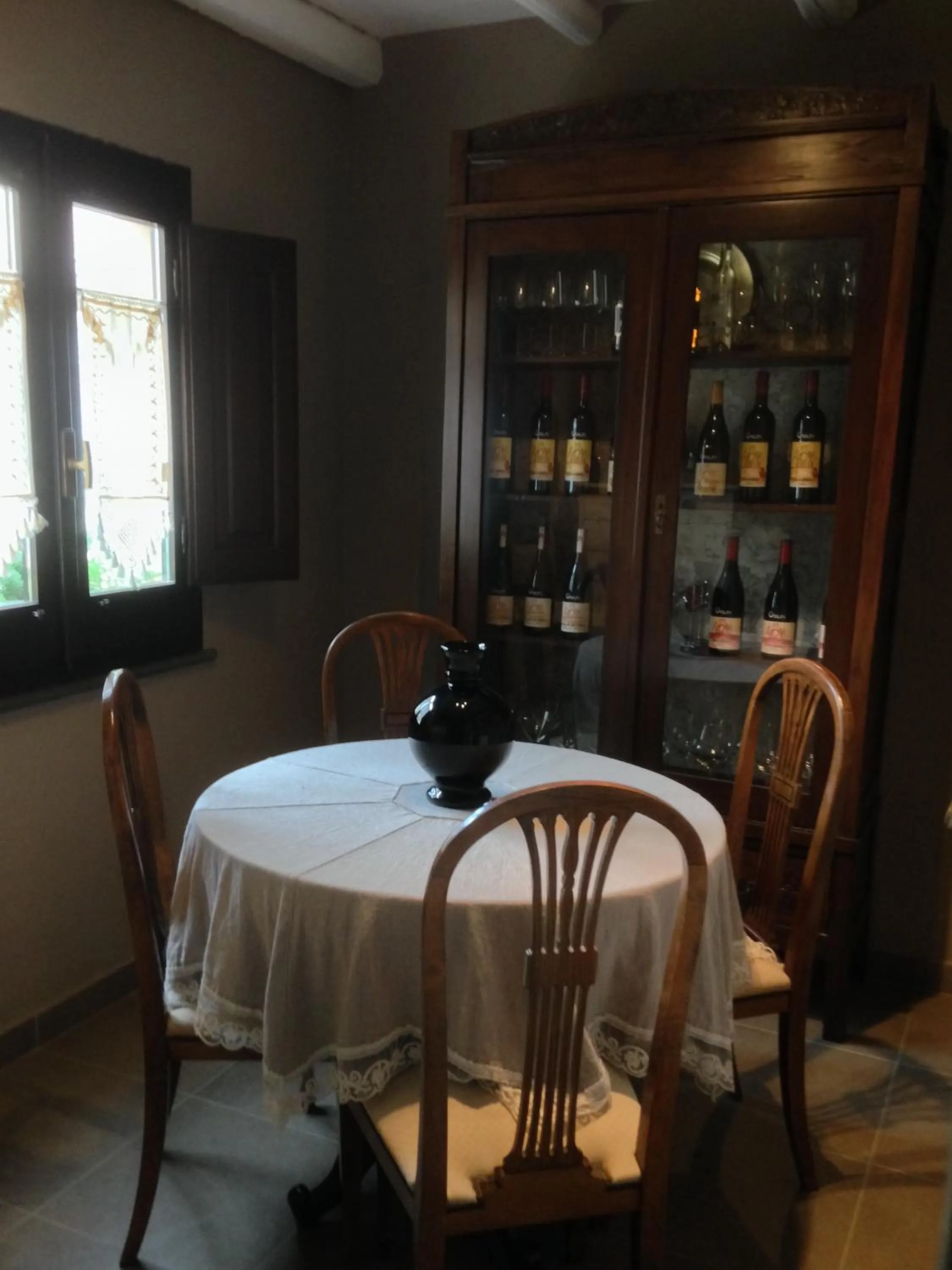 Dining area in B&B Mugnos Charme Living