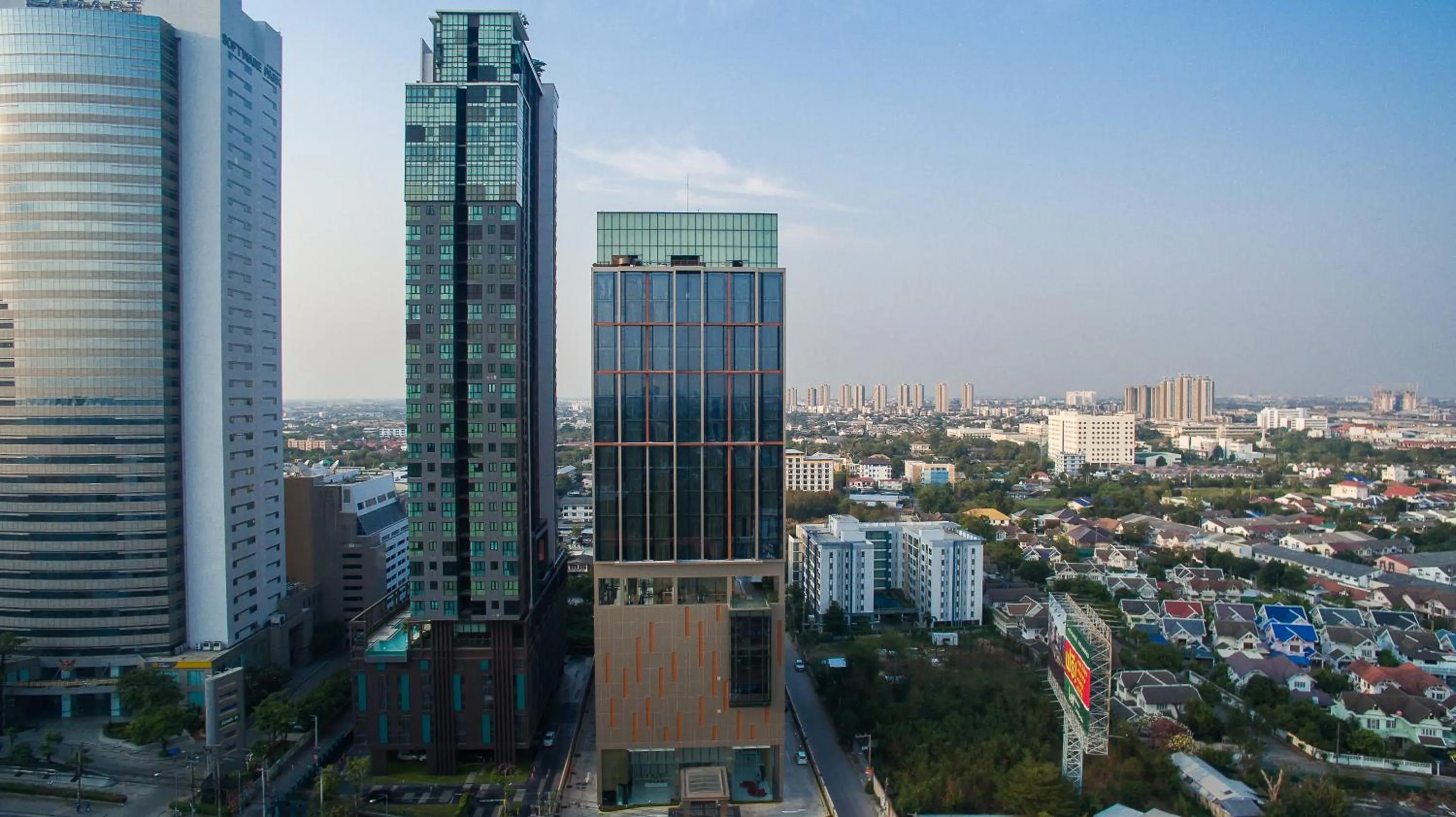 Property building in Best Western Plus Wanda Grand Hotel