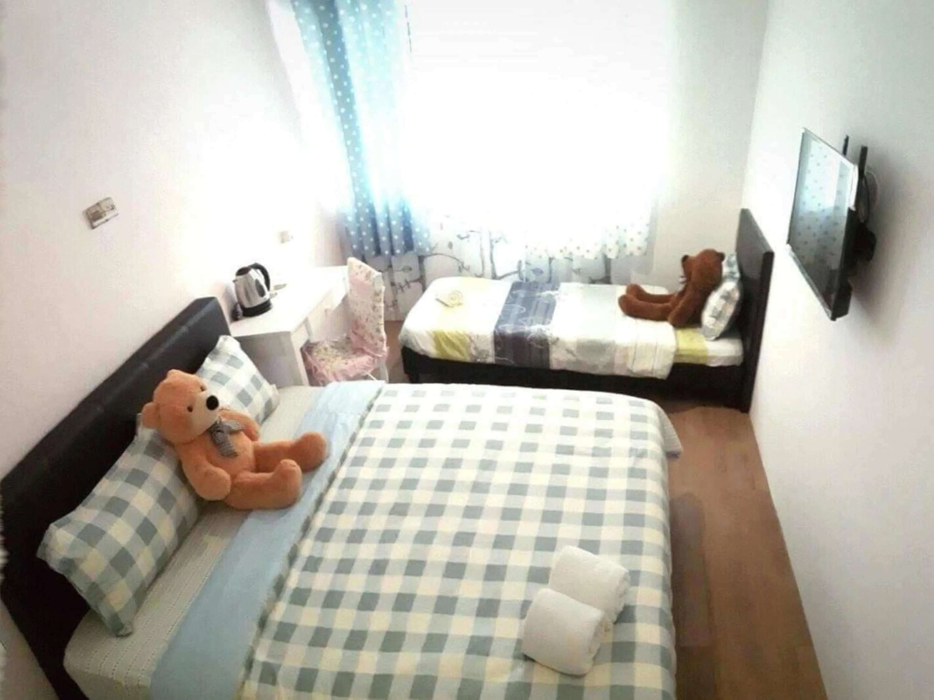 Photo of the whole room in Hotel O Elephant House Boutique Hotel