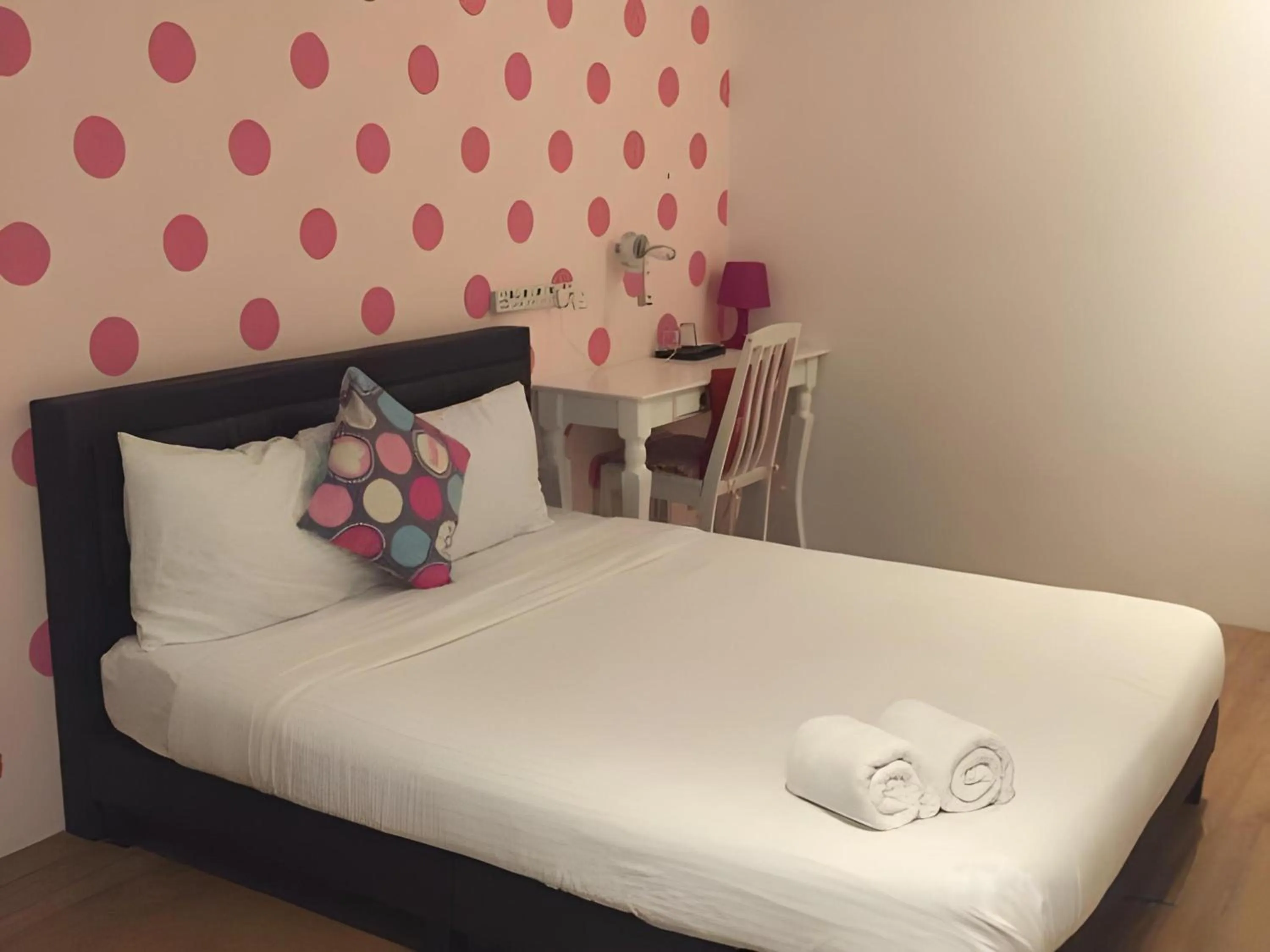 Photo of the whole room in Hotel O Elephant House Boutique Hotel