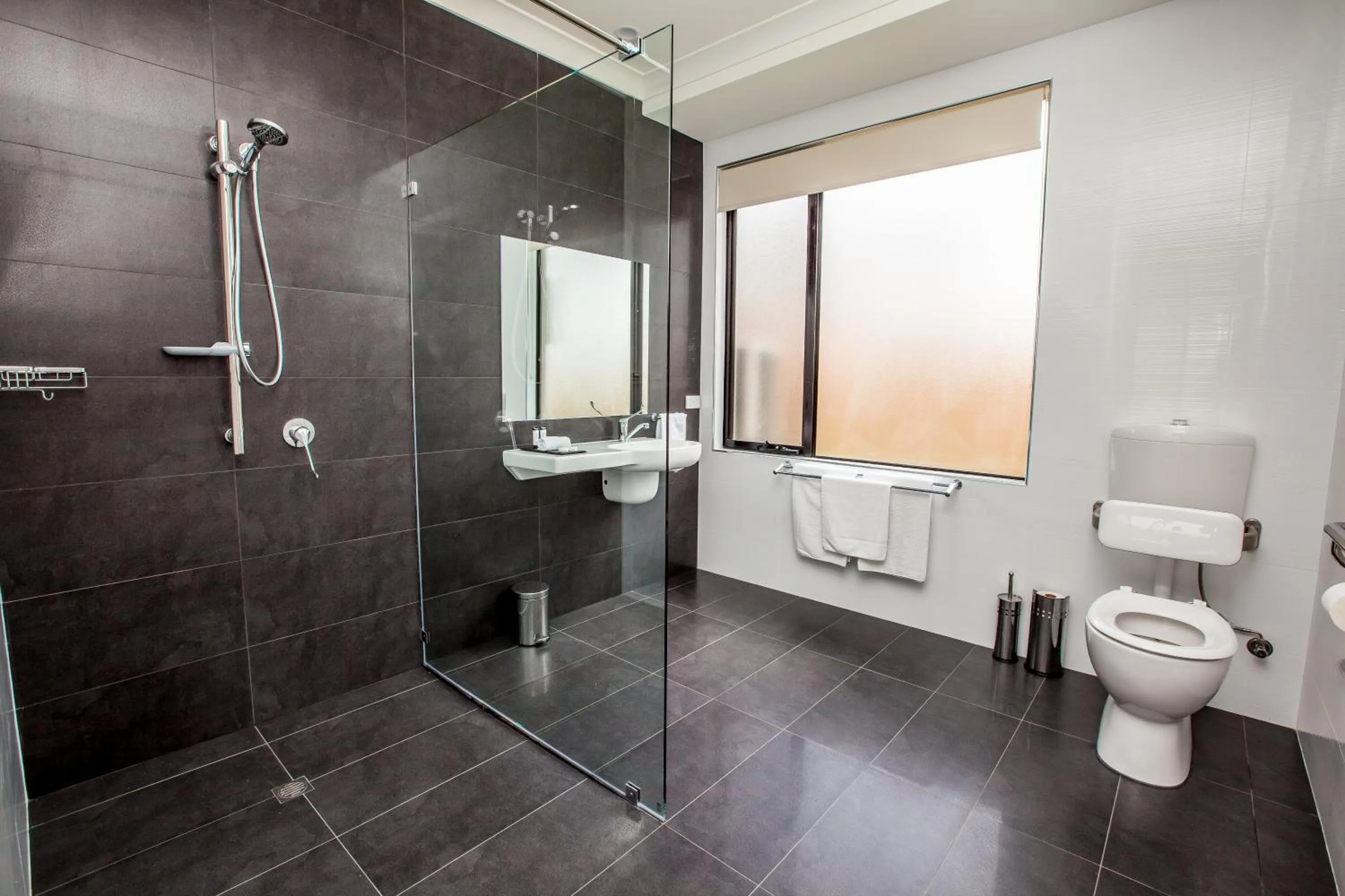 Bathroom in Neagles Retreat Villas