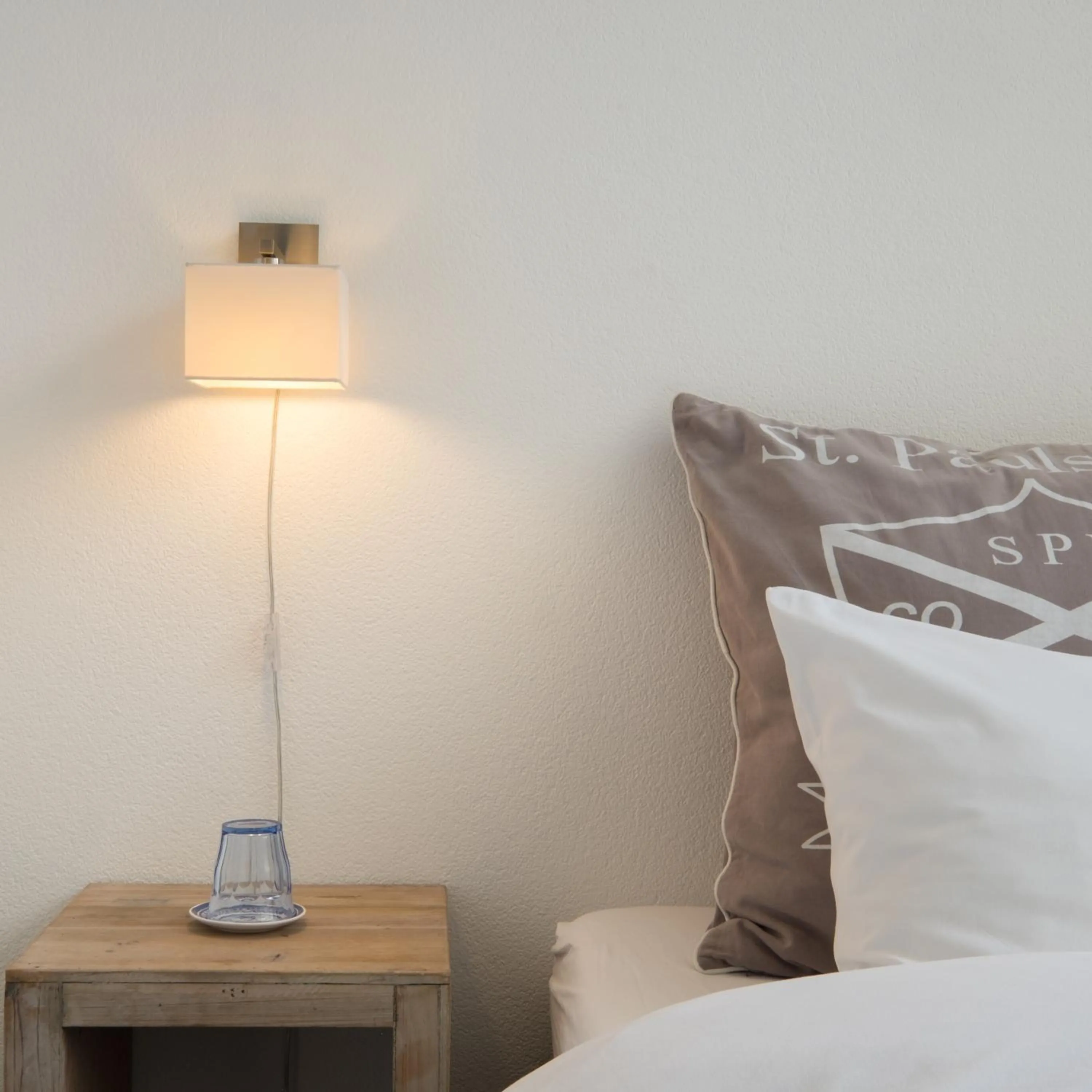 Decorative detail, Bed in Villa Yburg