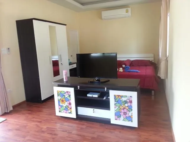 Bed in Khanom Garden Suite