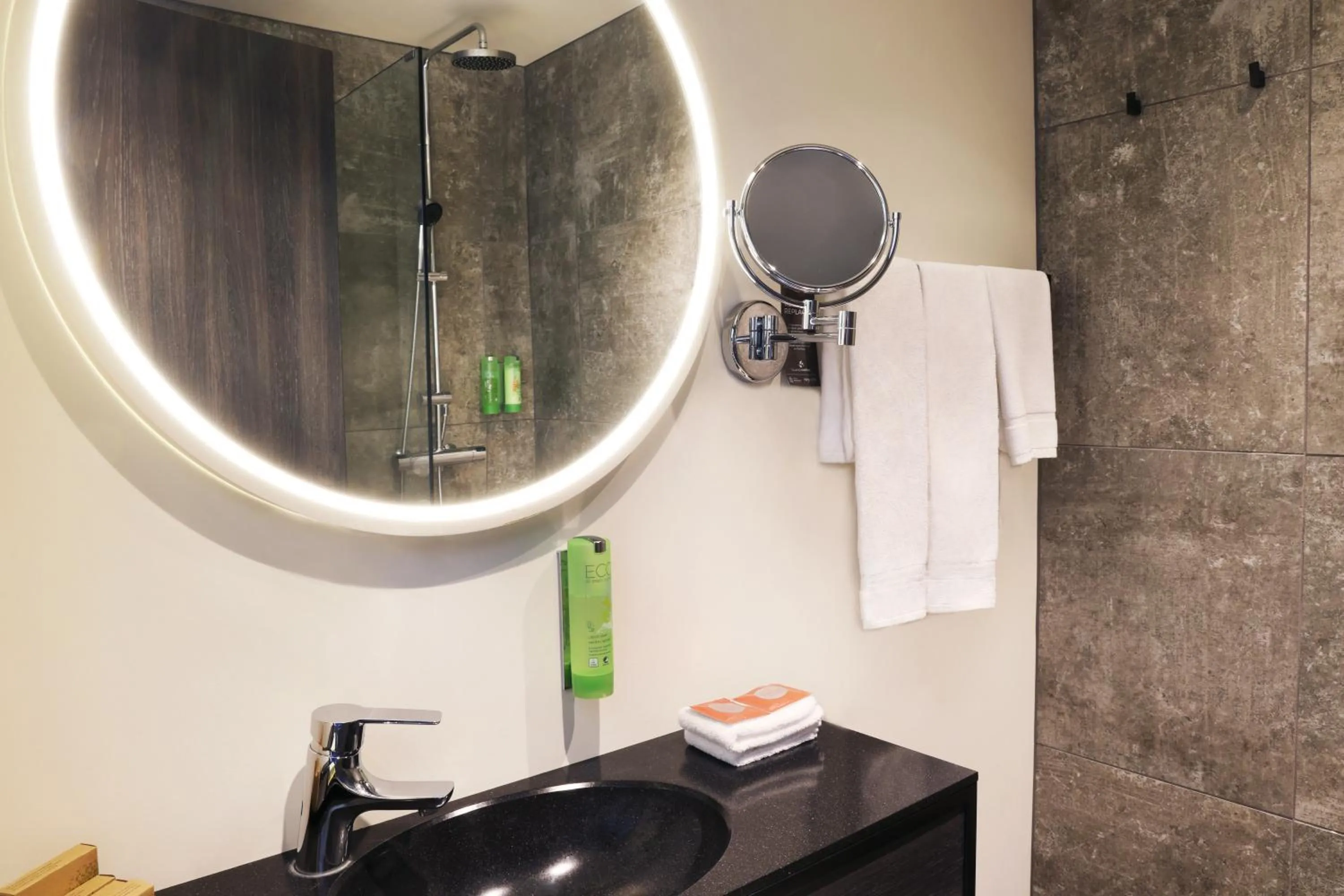 Bathroom in Fosshotel Glacier Lagoon
