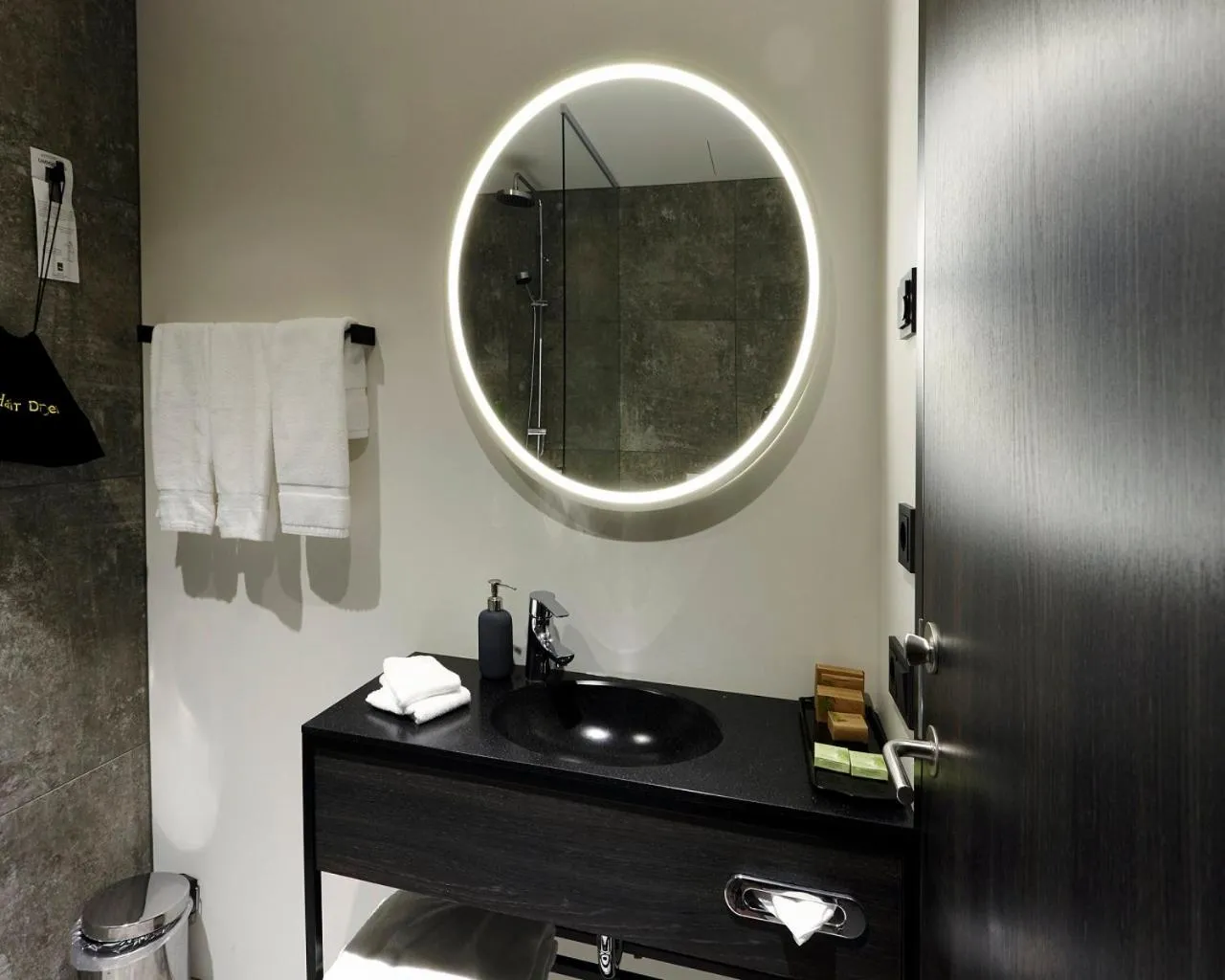 Bathroom in Fosshotel Glacier Lagoon
