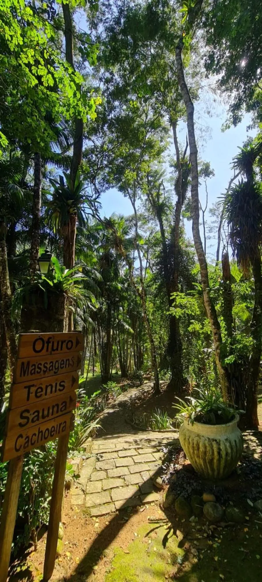Property building in Pousada Bromélias