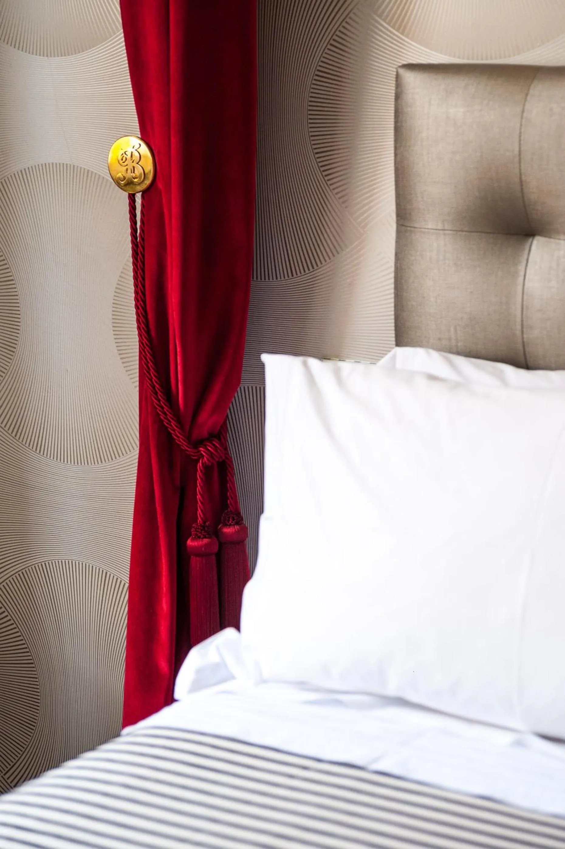 Decorative detail, Bed in Casa Bertagni