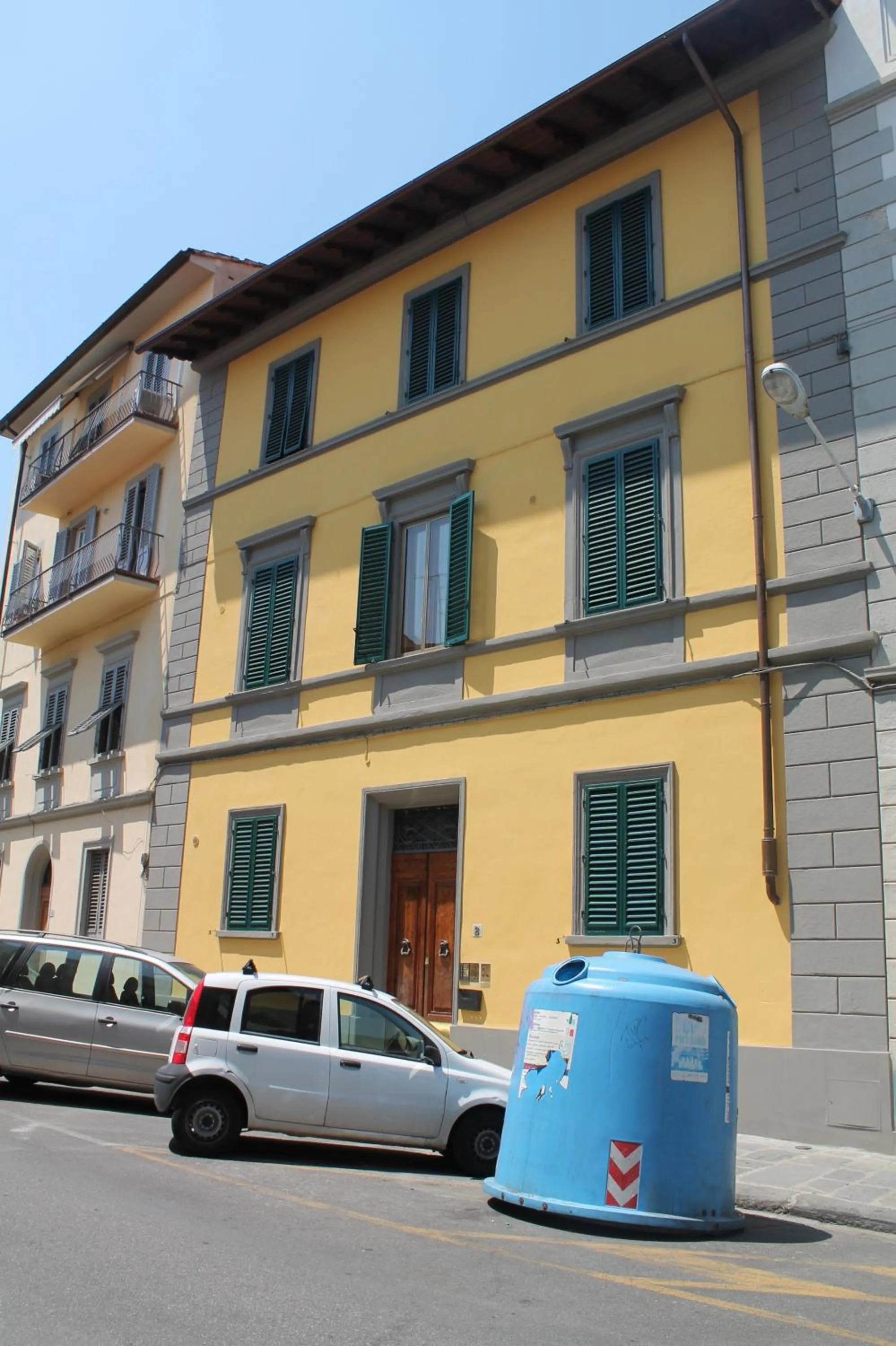 Facade/entrance in B&B Porta San Frediano