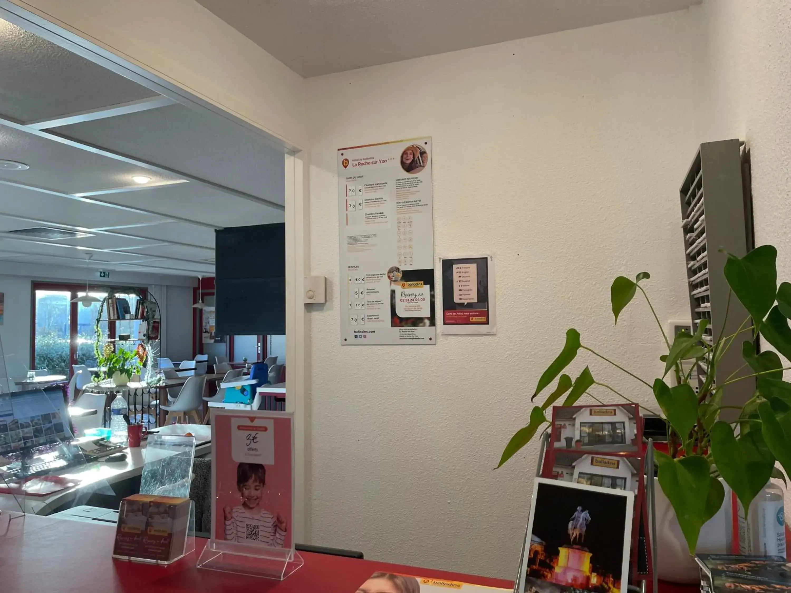 Lobby or reception in initial by balladins La Roche-sur-Yon Lobby or reception in initial by balladins La Roche-sur-Yon