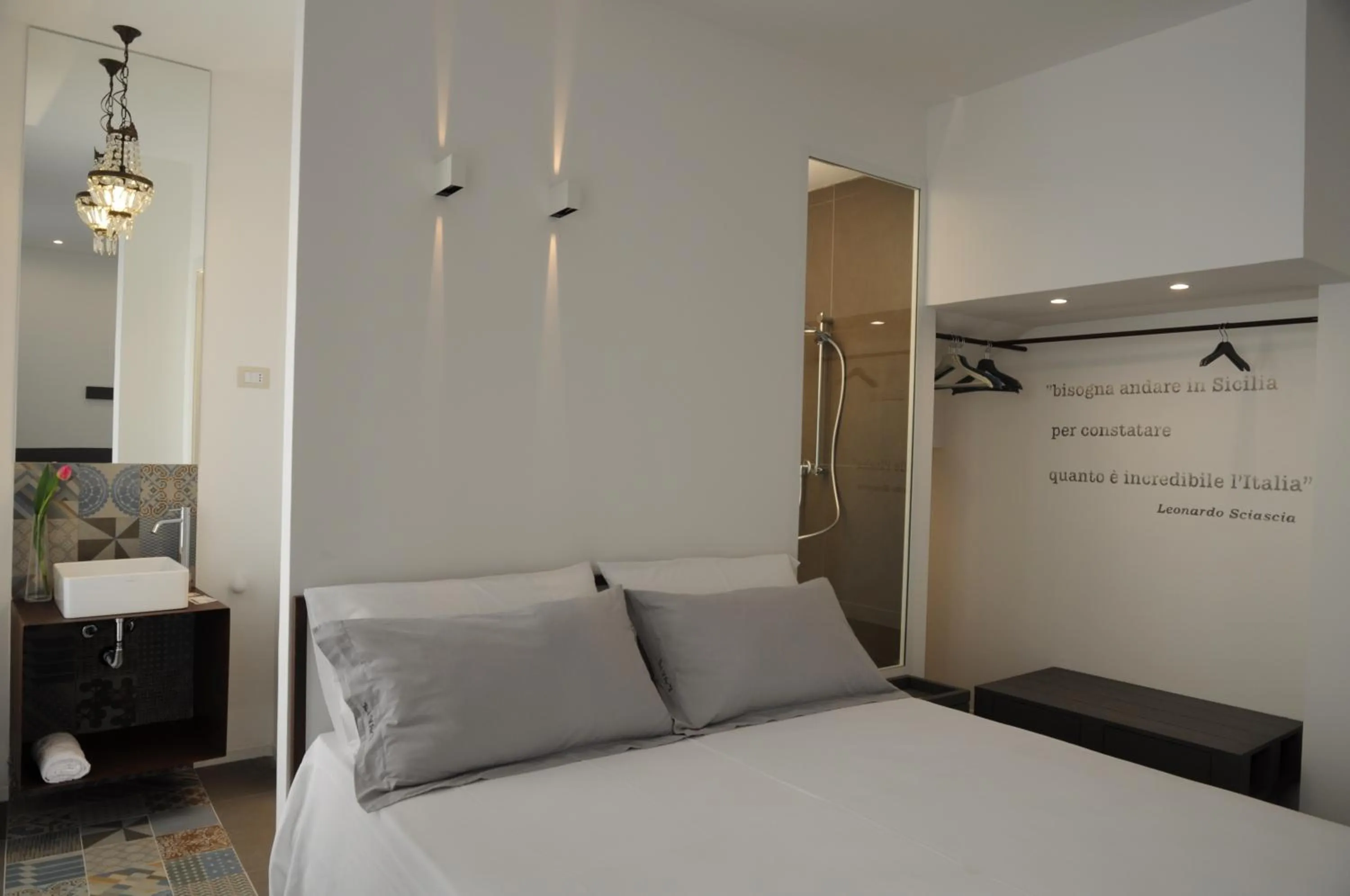 Bedroom, Bed in Iblainsuite