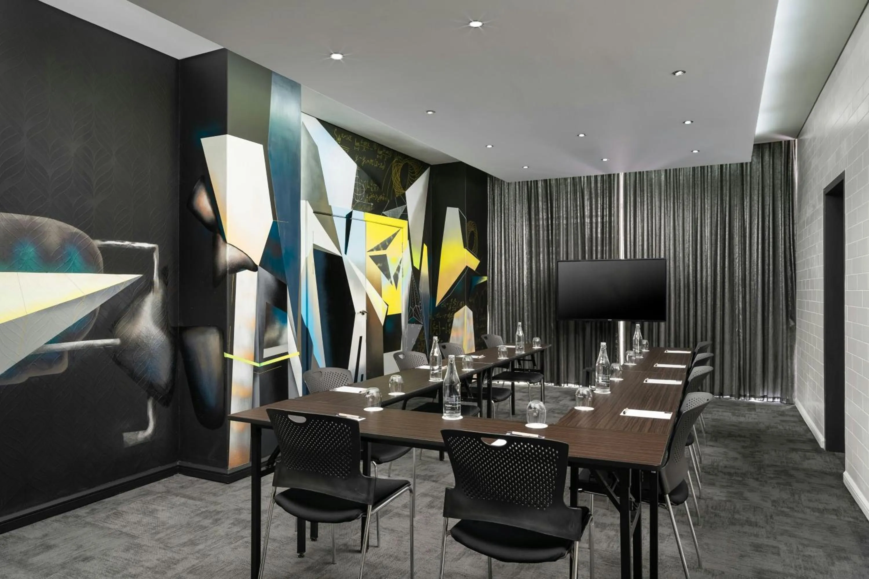 Meeting/conference room in Protea Hotel Fire & Ice by Marriott Cape Town