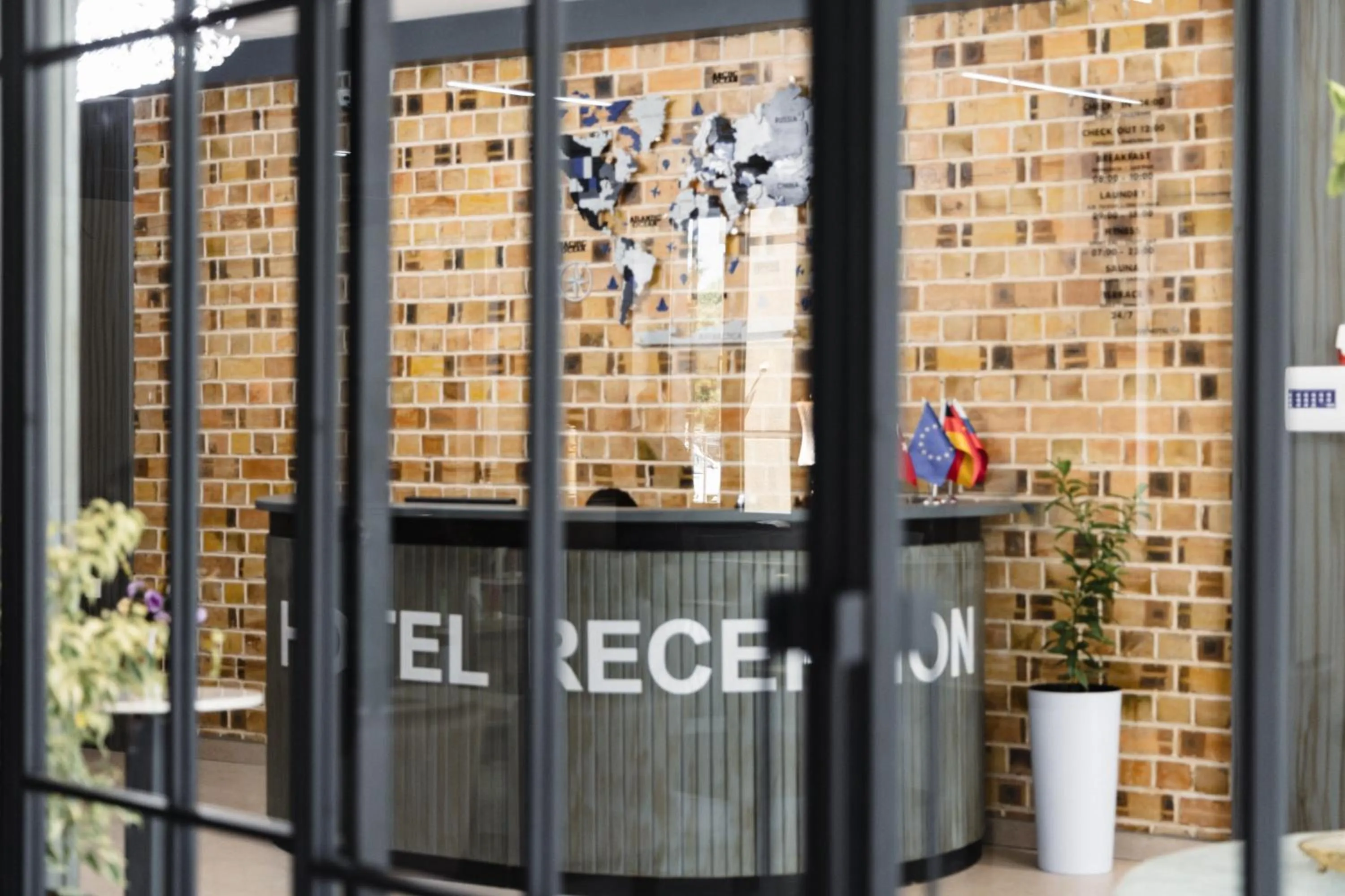 Facade/entrance in Art Air hotel