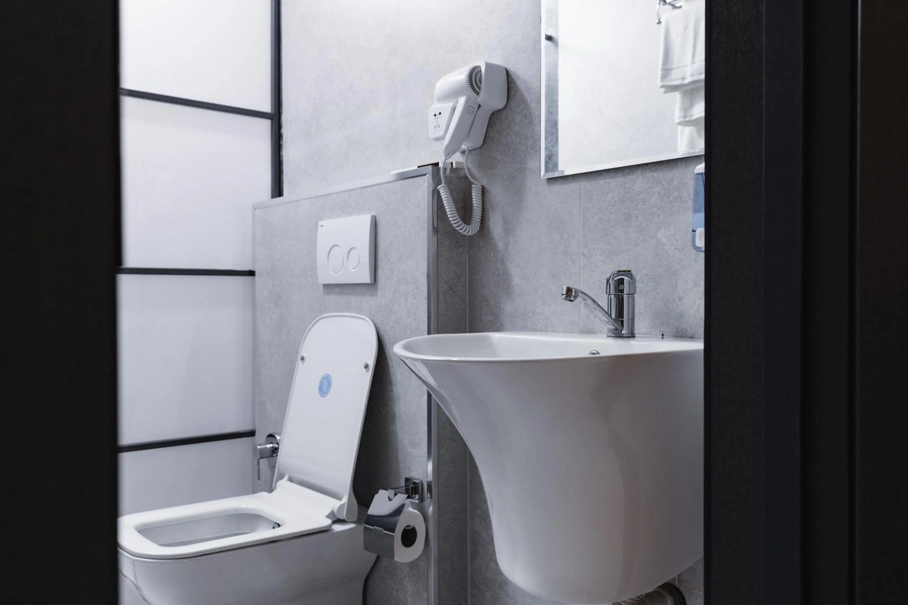 Toilet in Art Air hotel