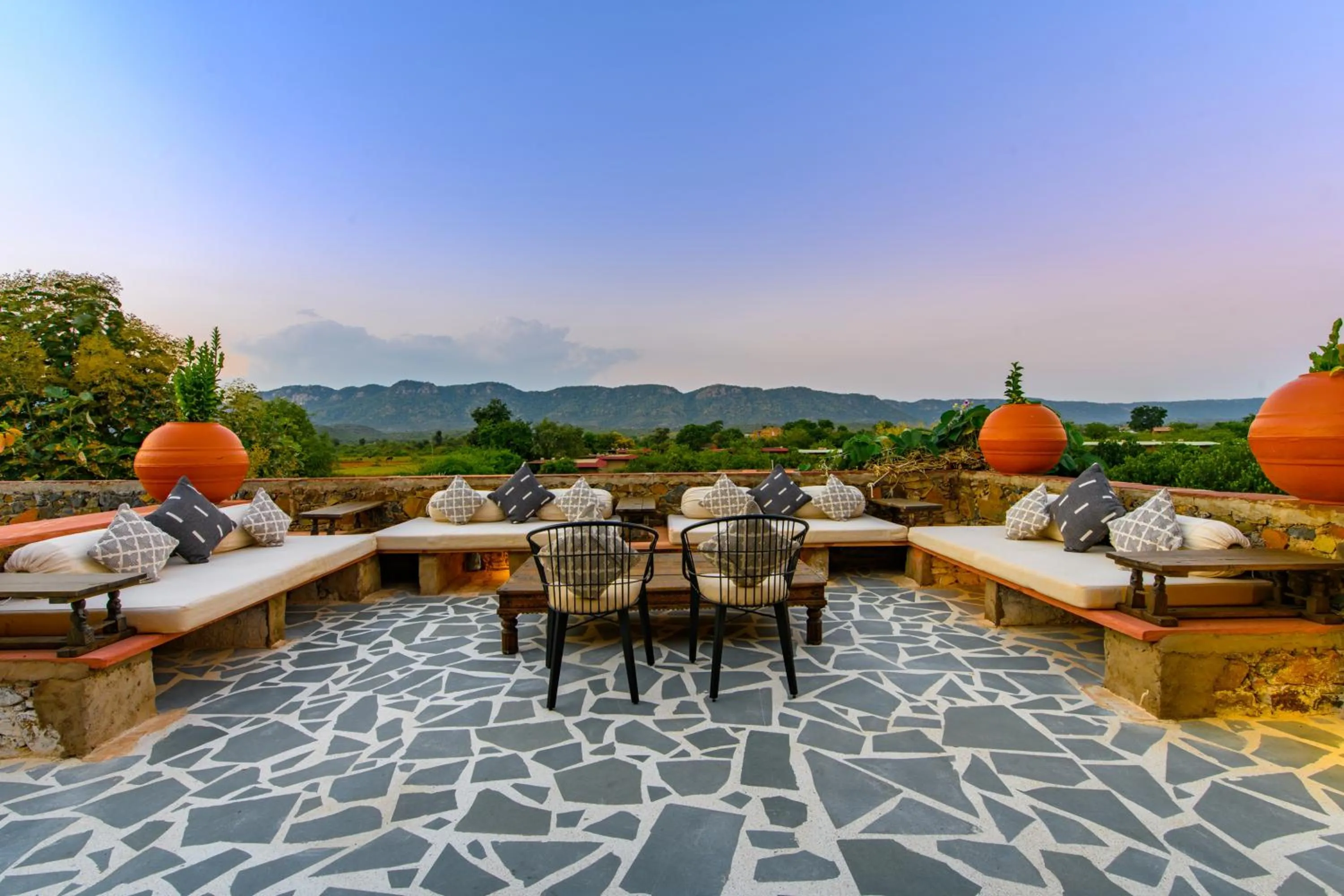 Restaurant/places to eat in Utsav Camp Sariska