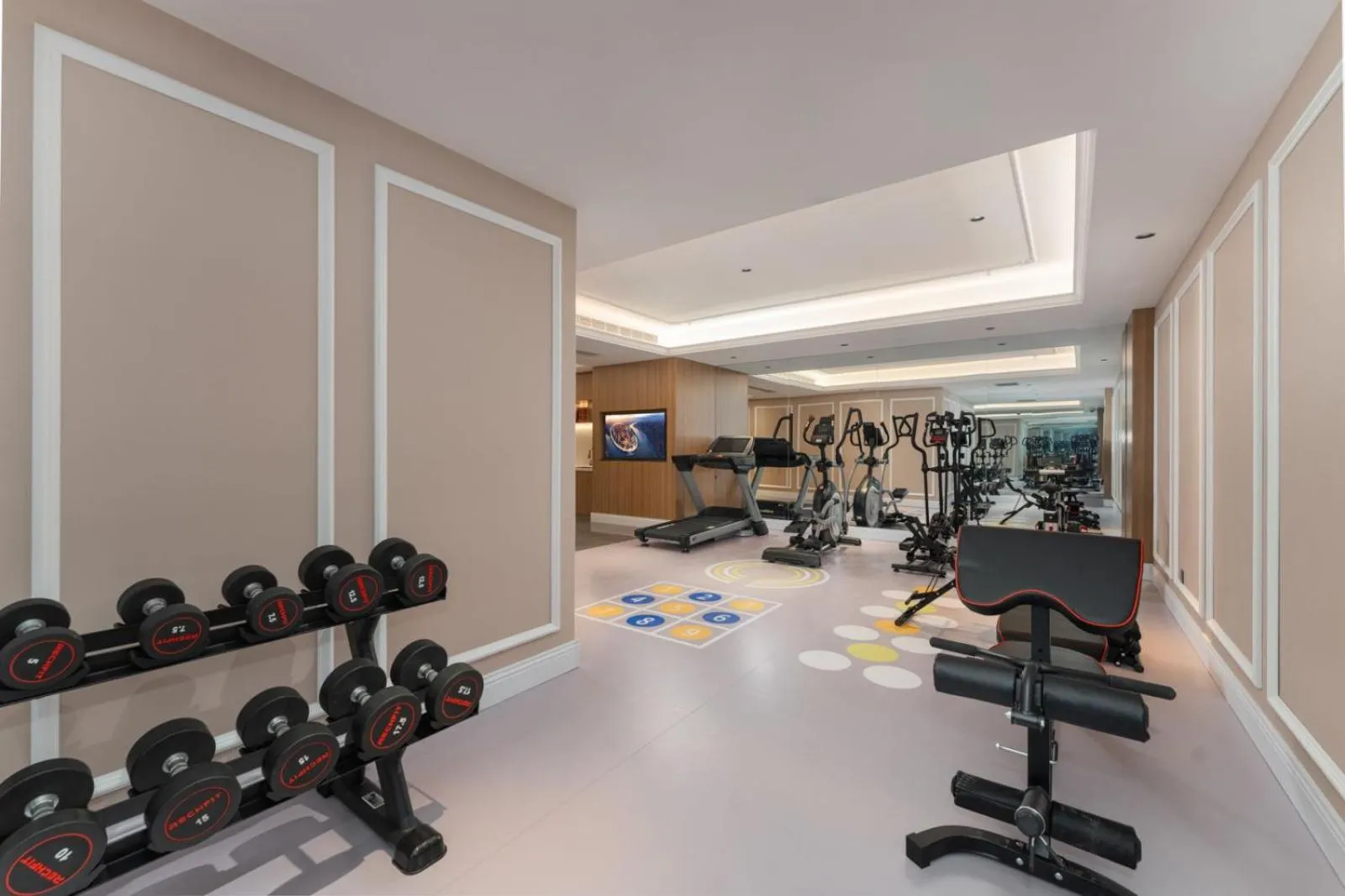 Fitness centre/facilities in Vienna International Hotel Shanghai Hongqiao International Exhibition Center Cao'an Road Branch