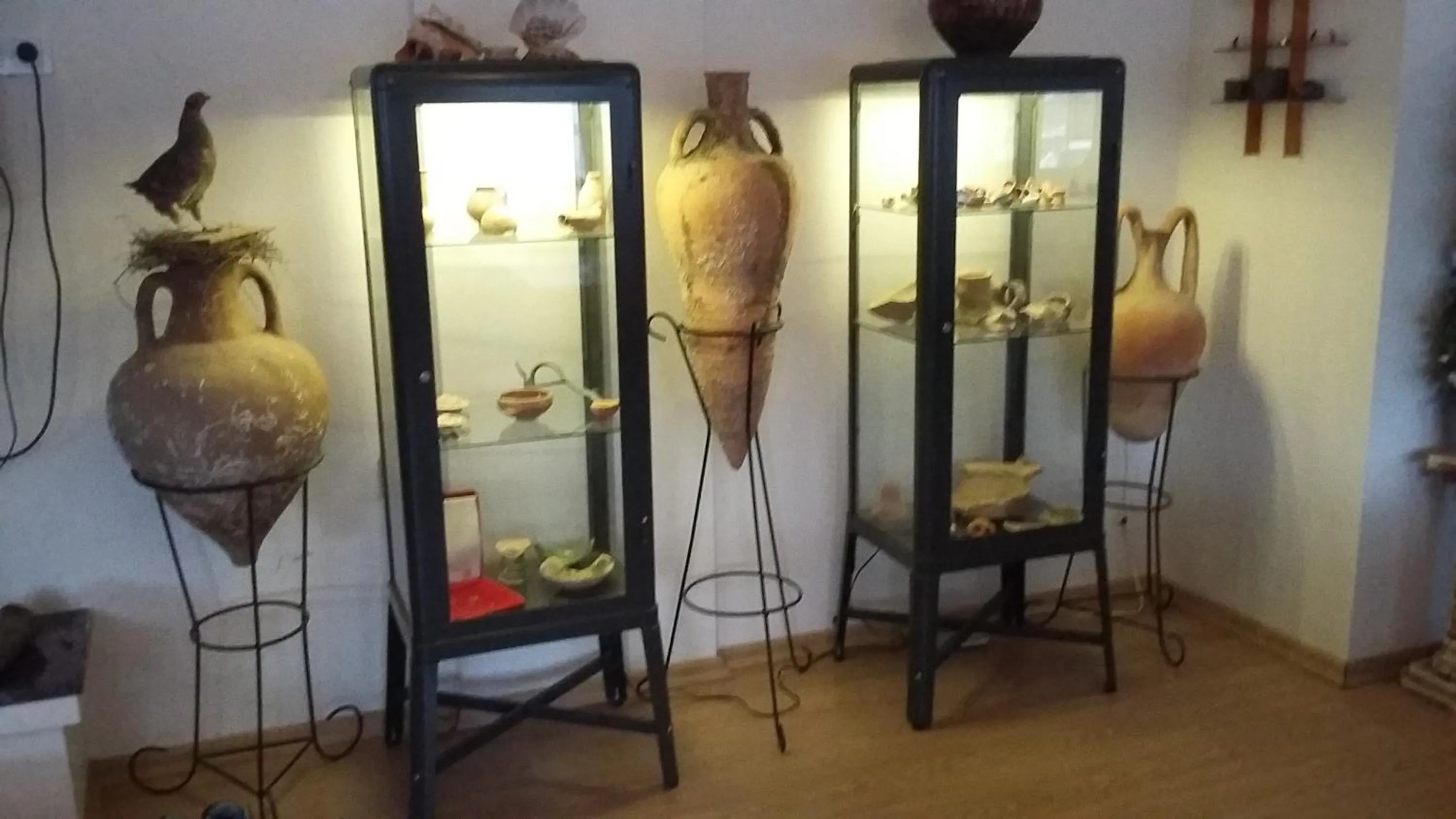 Logo/Certificate/Sign in Kerpe Diem Otel