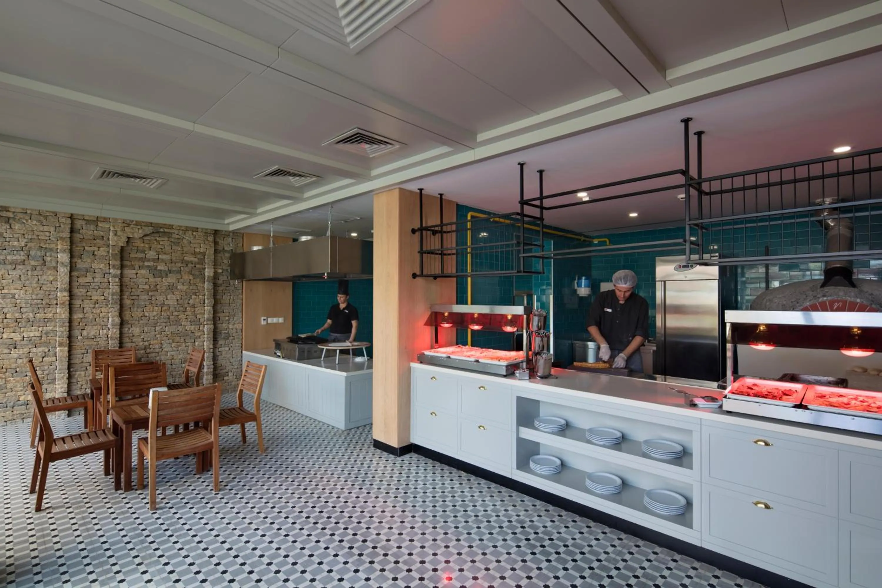 Restaurant/places to eat in Trendy Lara