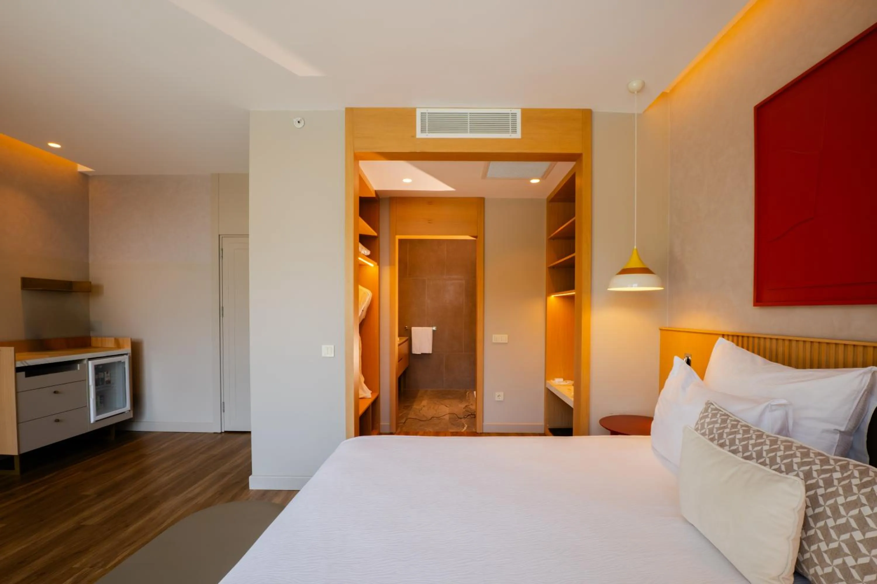 Bedroom, Bed in Trendy Lara