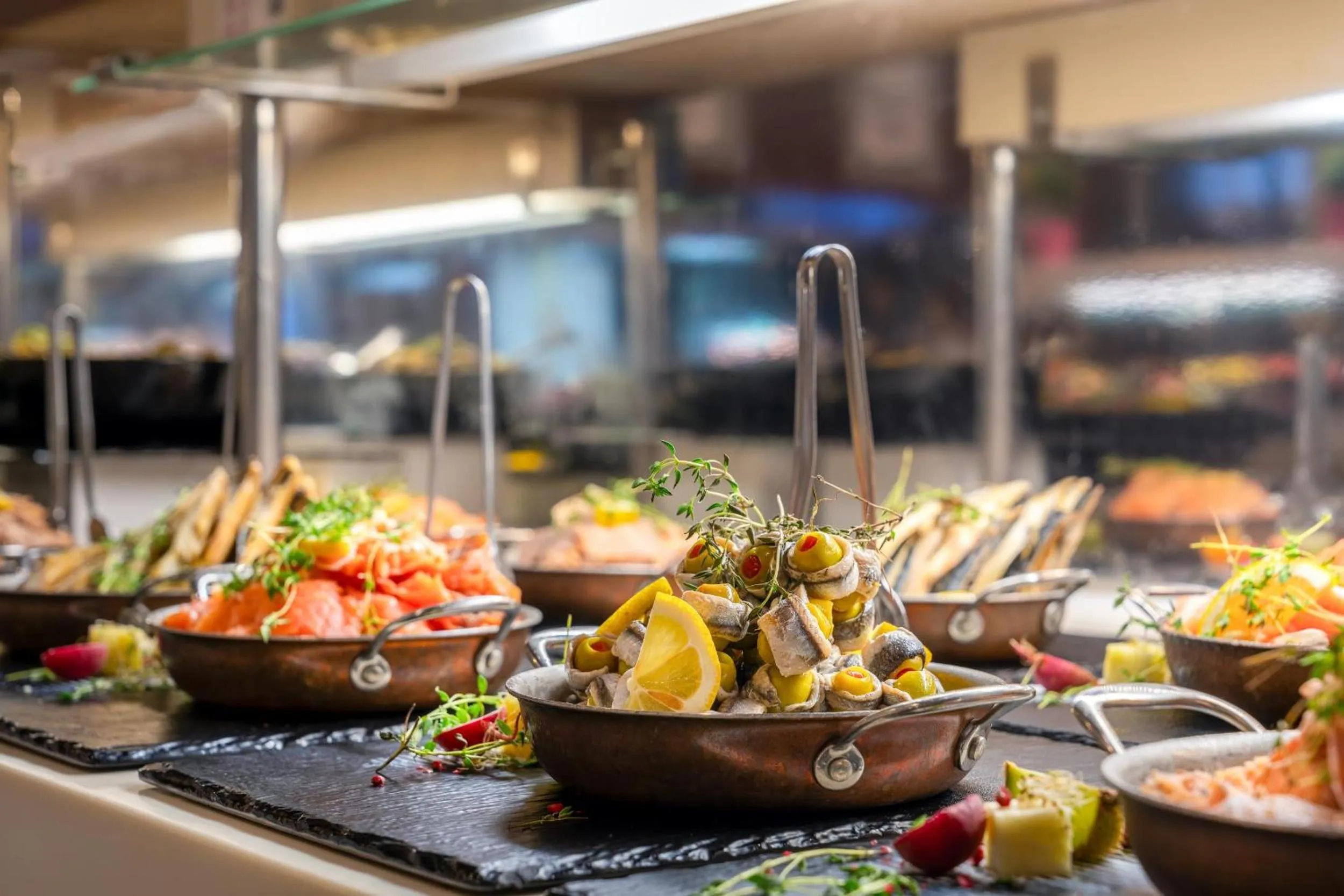 Restaurant/places to eat in Trendy Lara