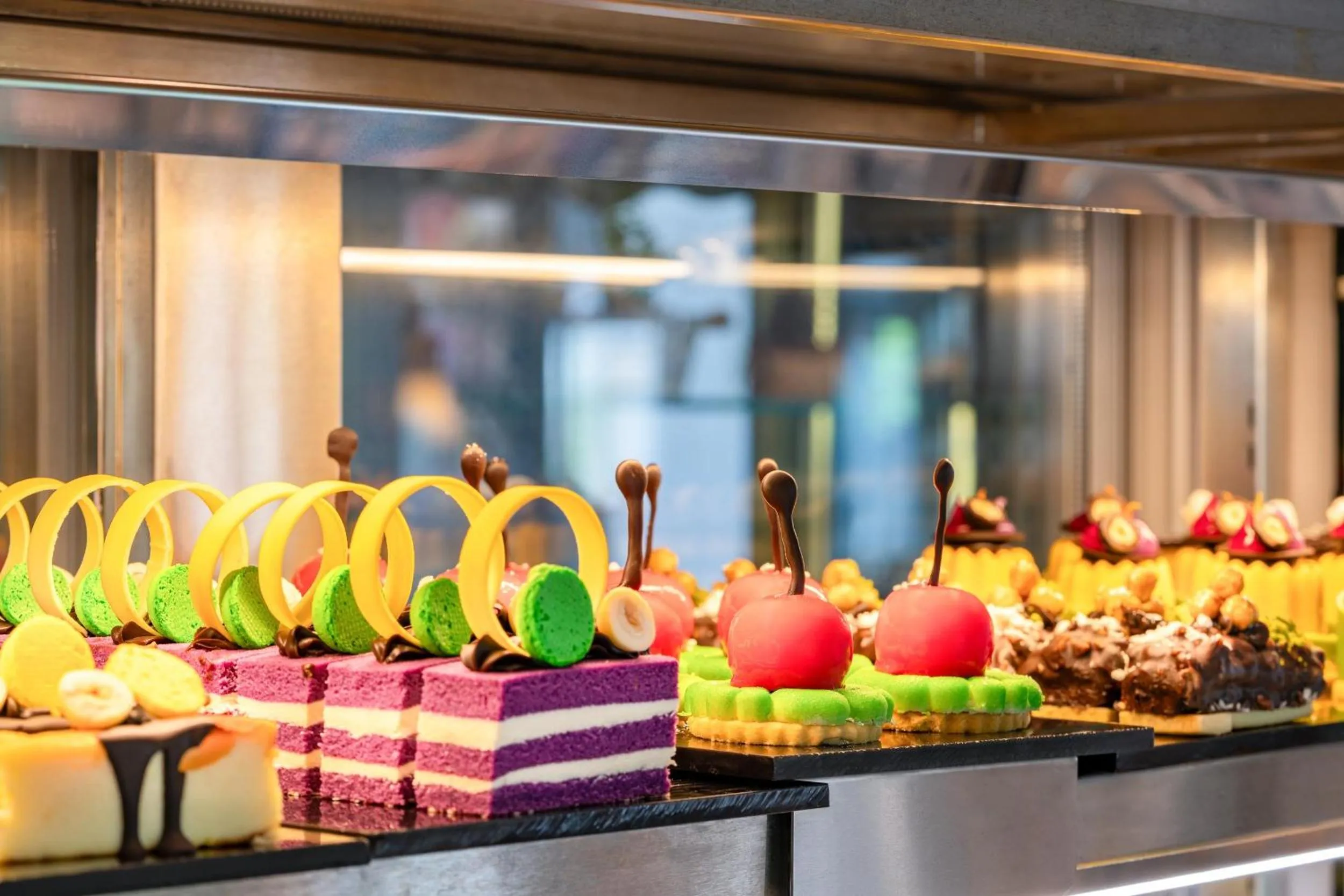 Restaurant/places to eat in Trendy Lara