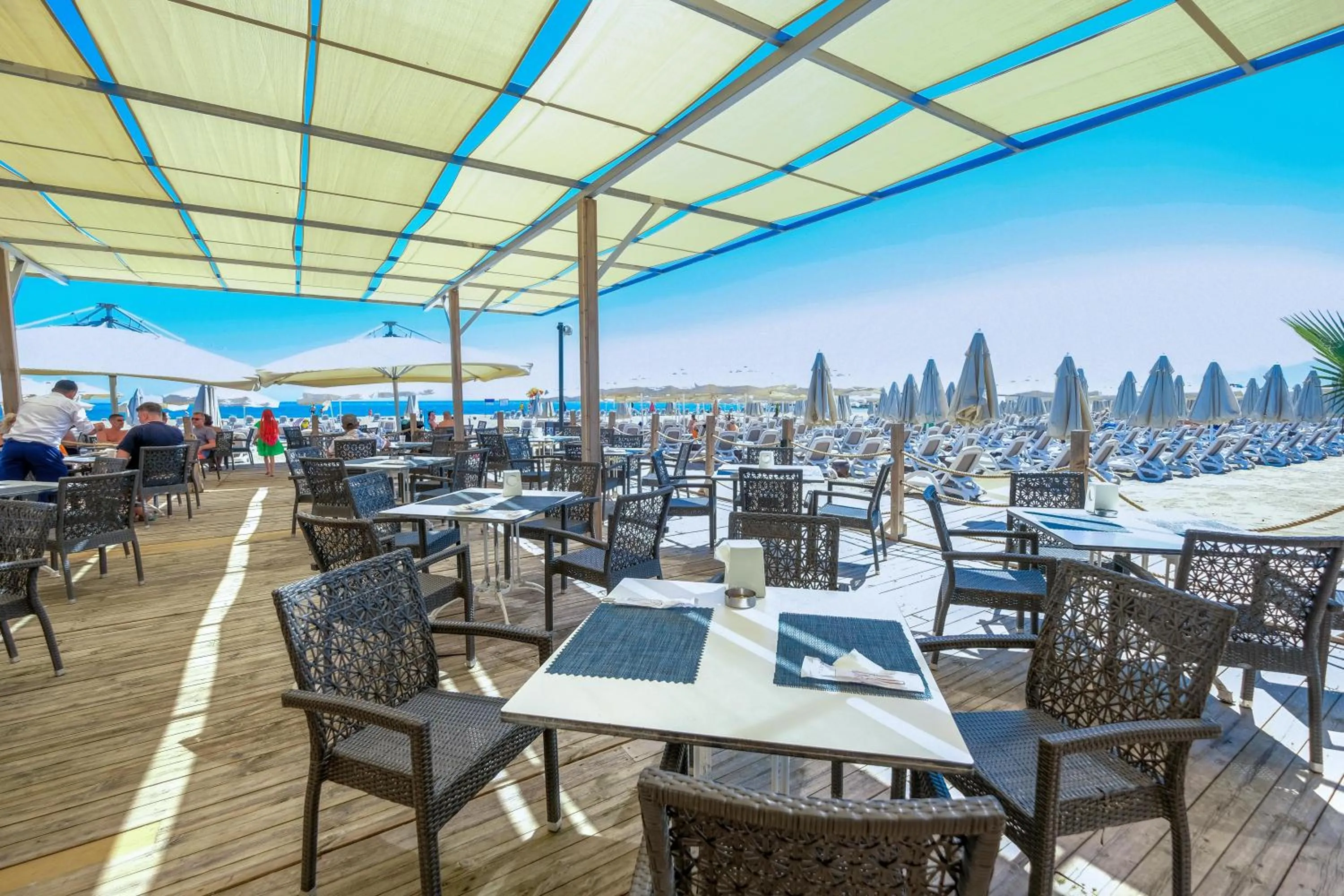 Balcony/Terrace in Trendy Lara