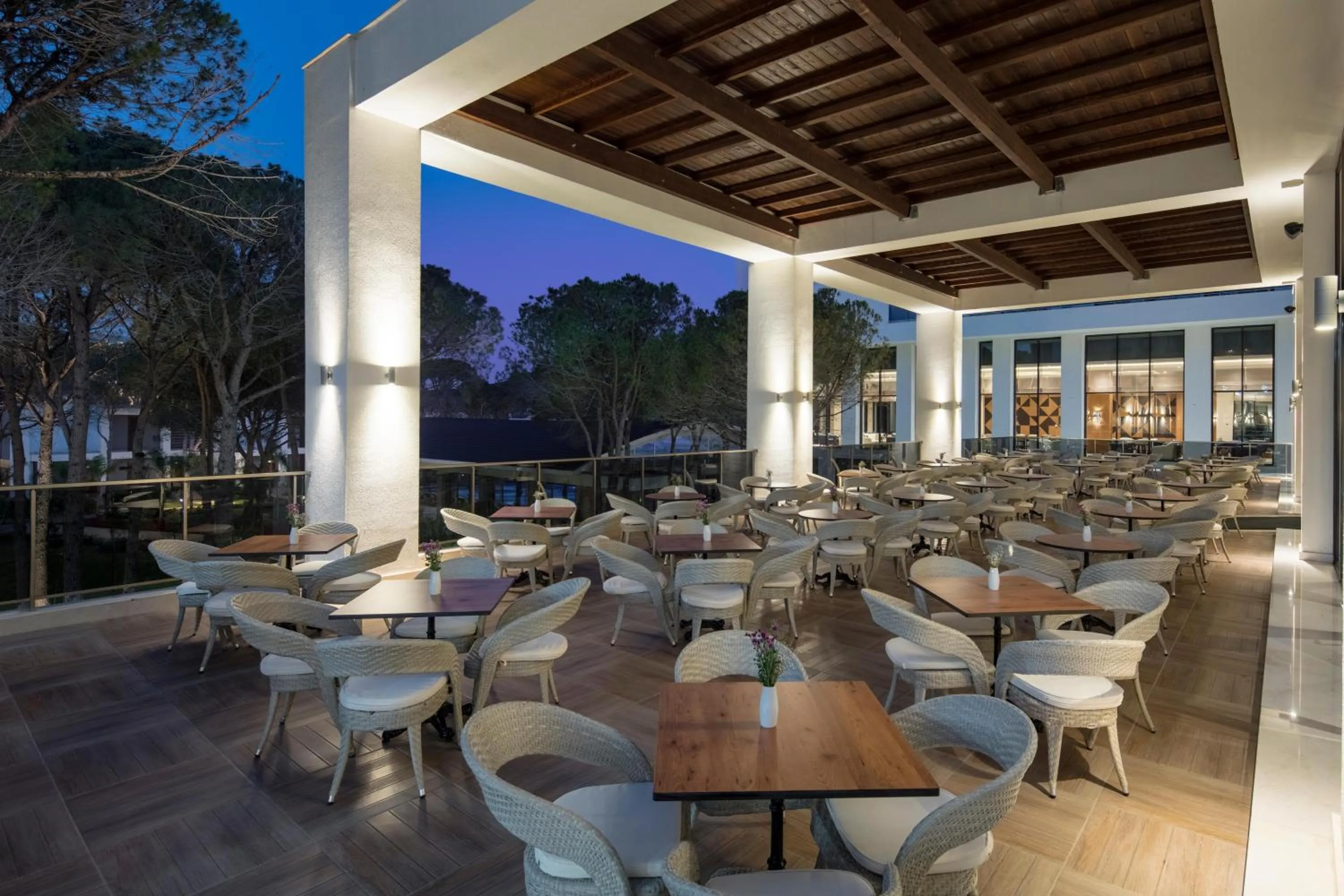 Balcony/Terrace in Trendy Lara