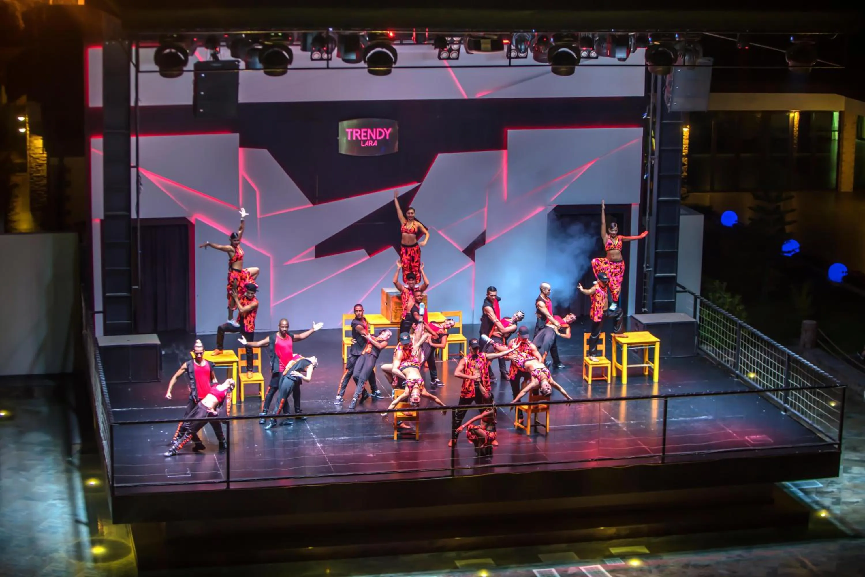 children in Trendy Lara