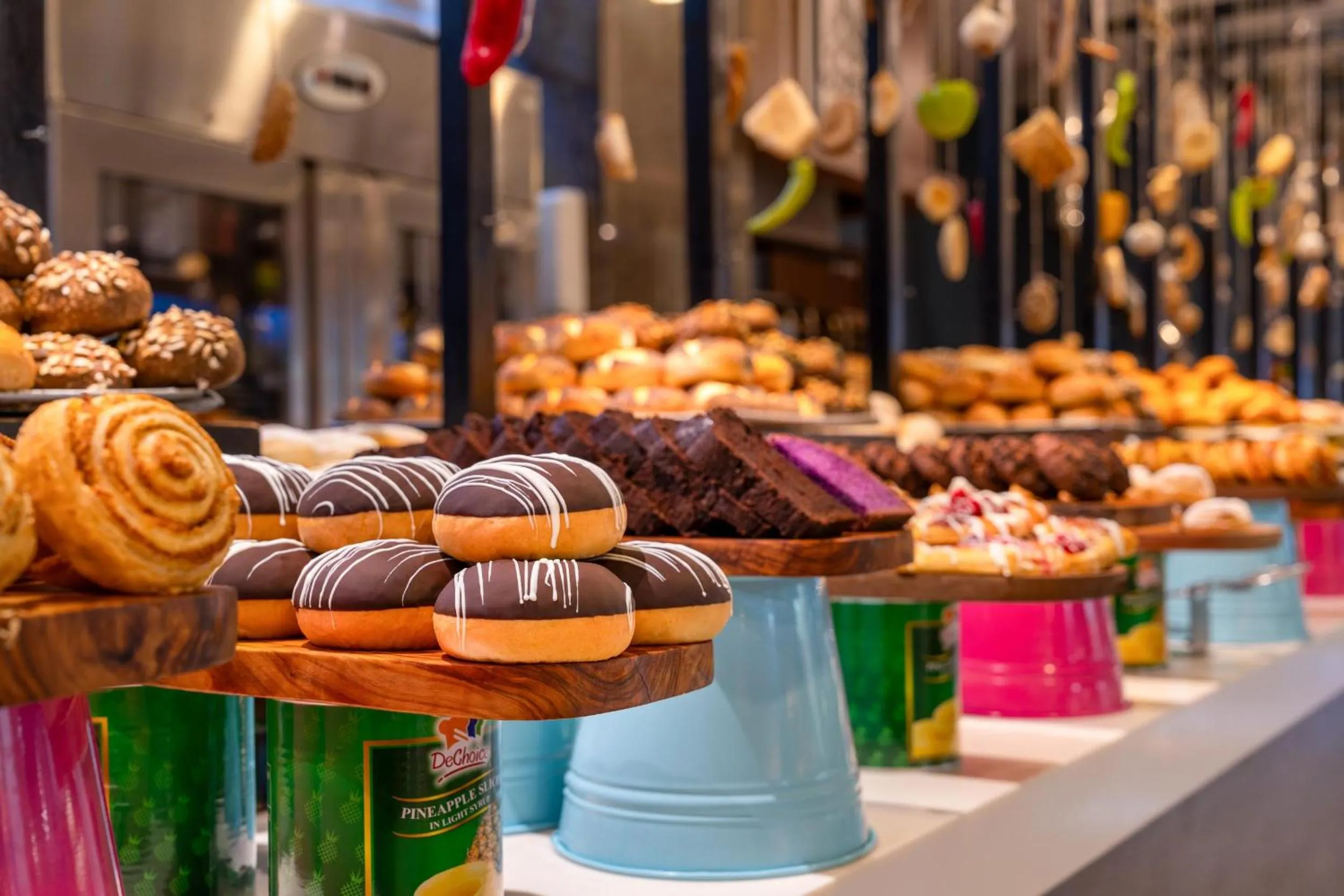 Restaurant/places to eat in Trendy Lara